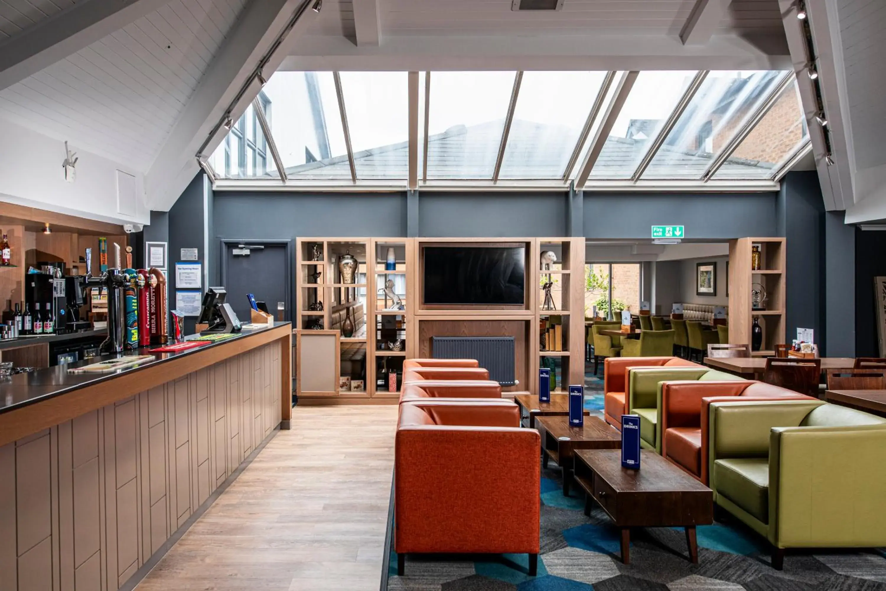 Holiday Inn Express Edinburgh Airport by IHG Holiday Inn Express Edinburgh Airport by IHG