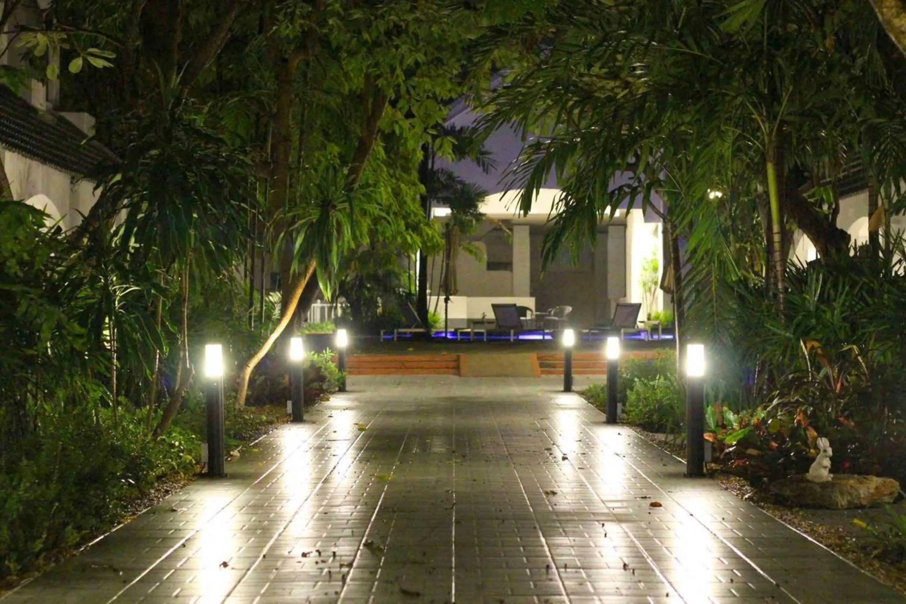 Property building in Pooh Beach Resort & Spa