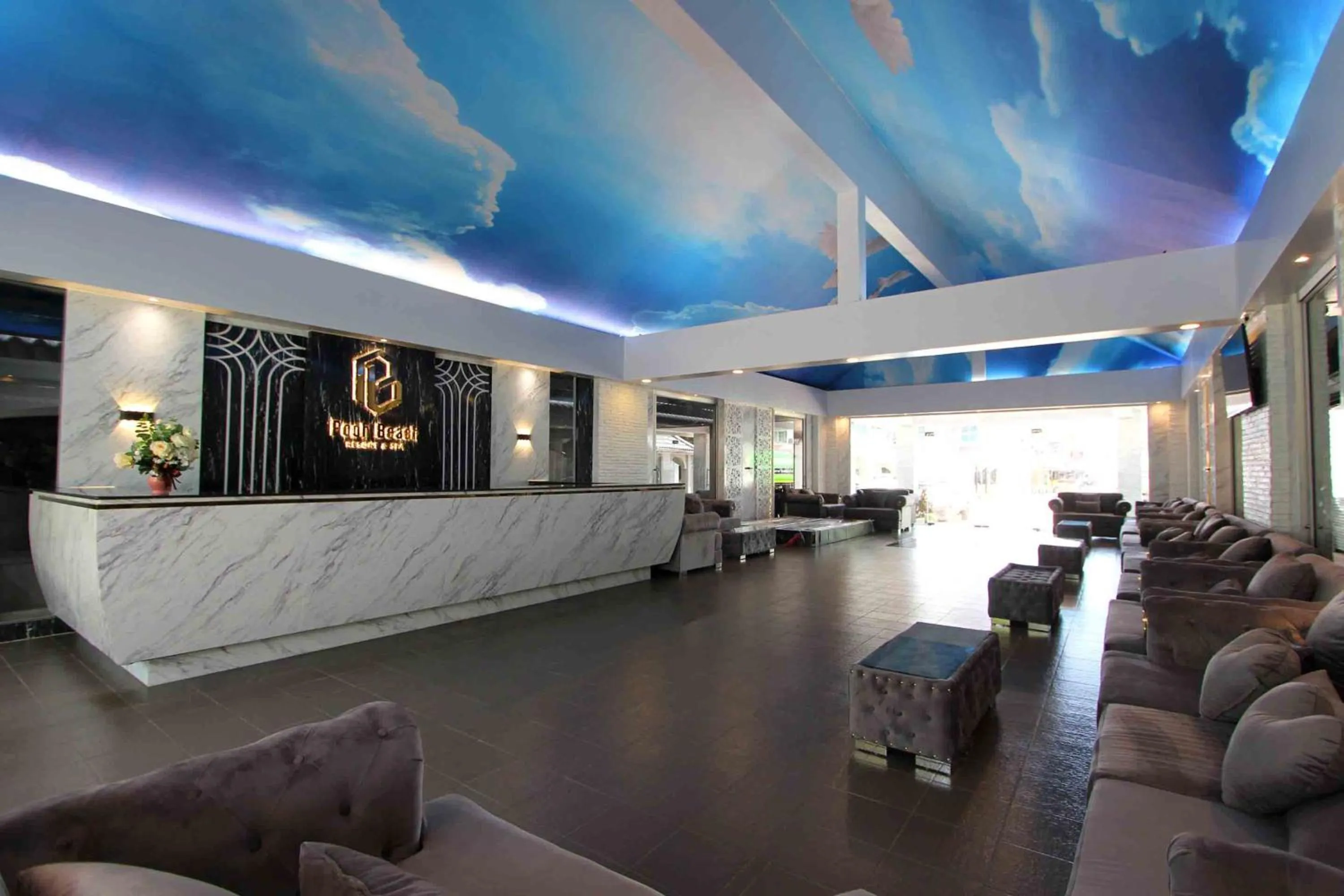 Pooh Beach Resort & Spa