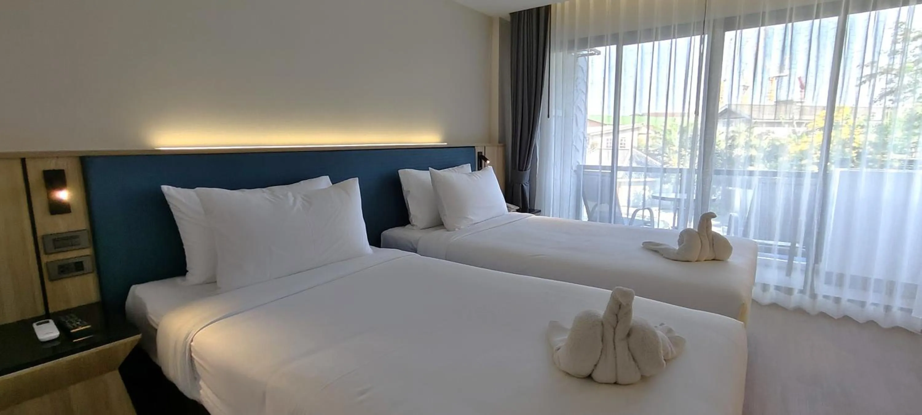 Bed in Pooh Beach Resort & Spa