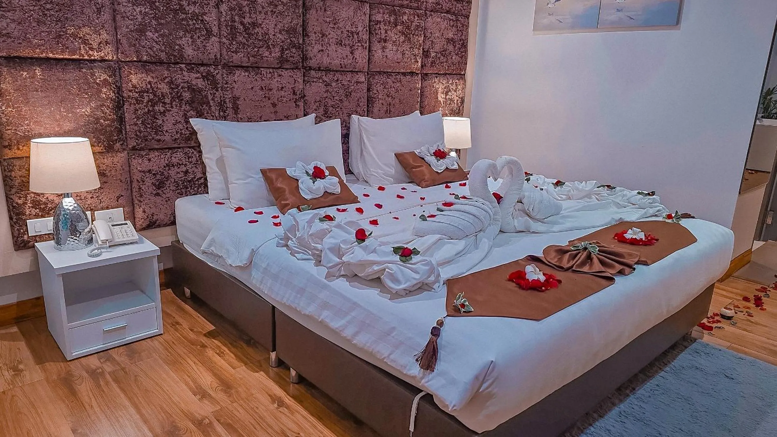 Bed in Pooh Beach Resort & Spa