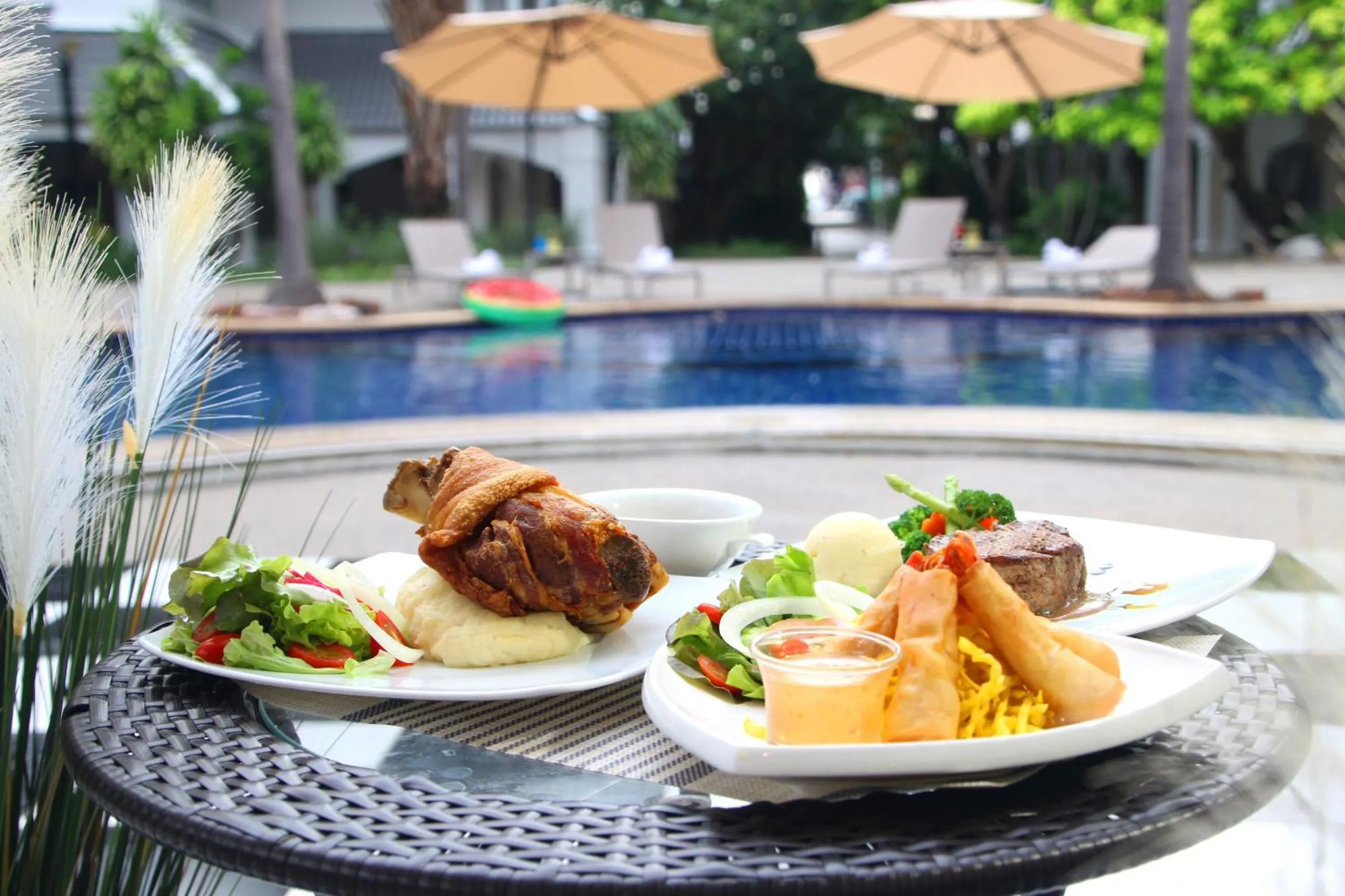 Pooh Beach Resort & Spa