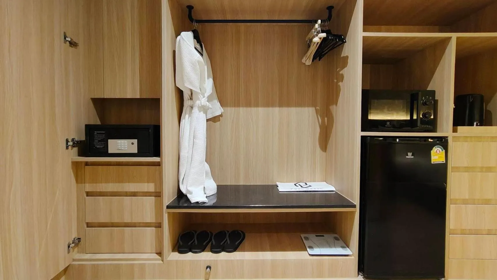 Pooh Beach Resort & Spa