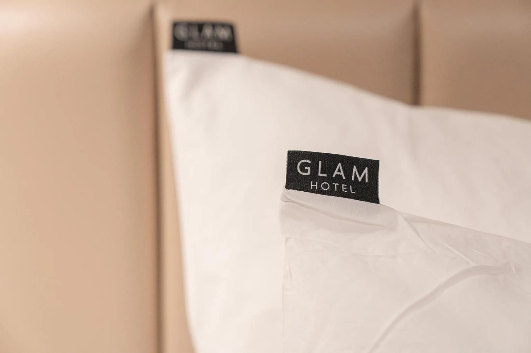 Glam Hotel