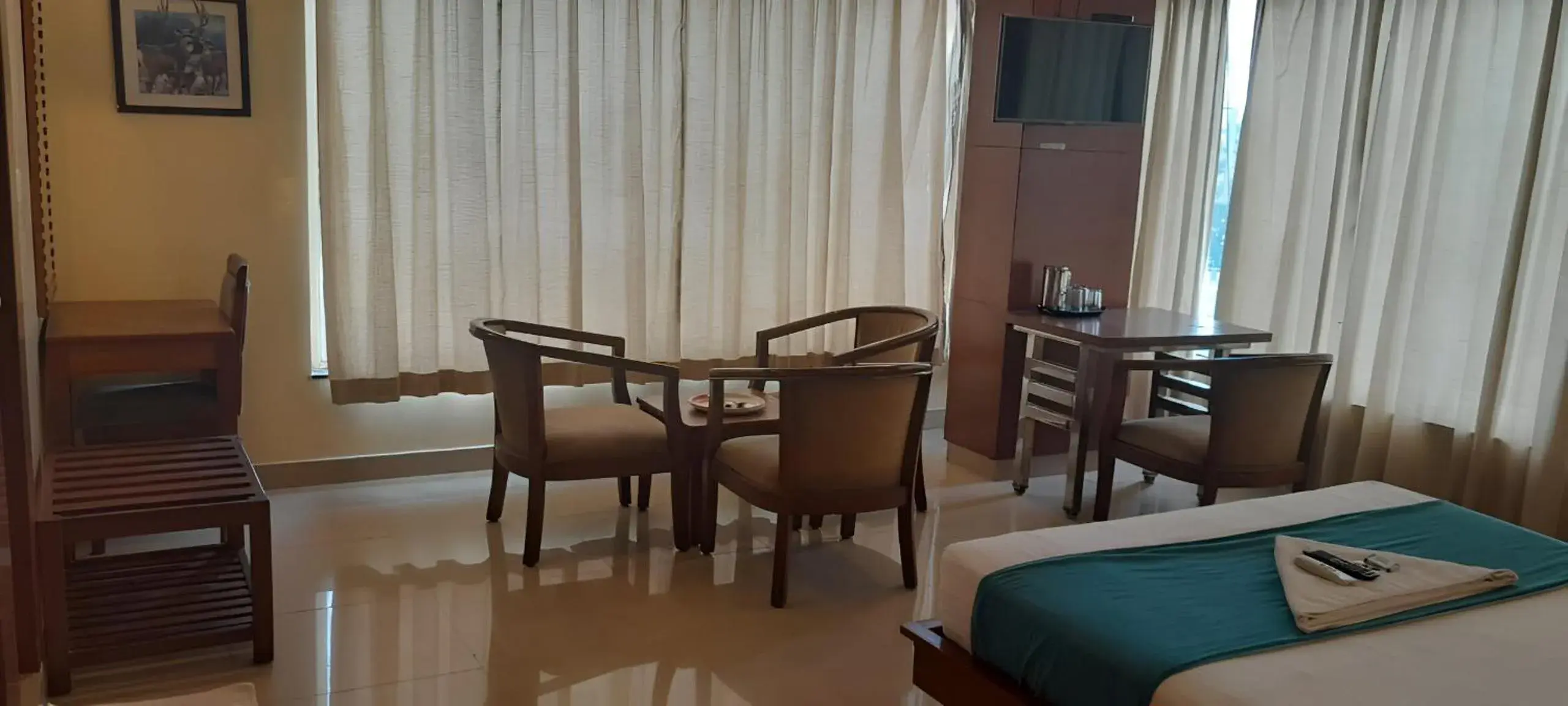 Photo of the whole room, Bed in Pphliving Fortune suites Photo of the whole room, Bed in Pphliving Fortune suites