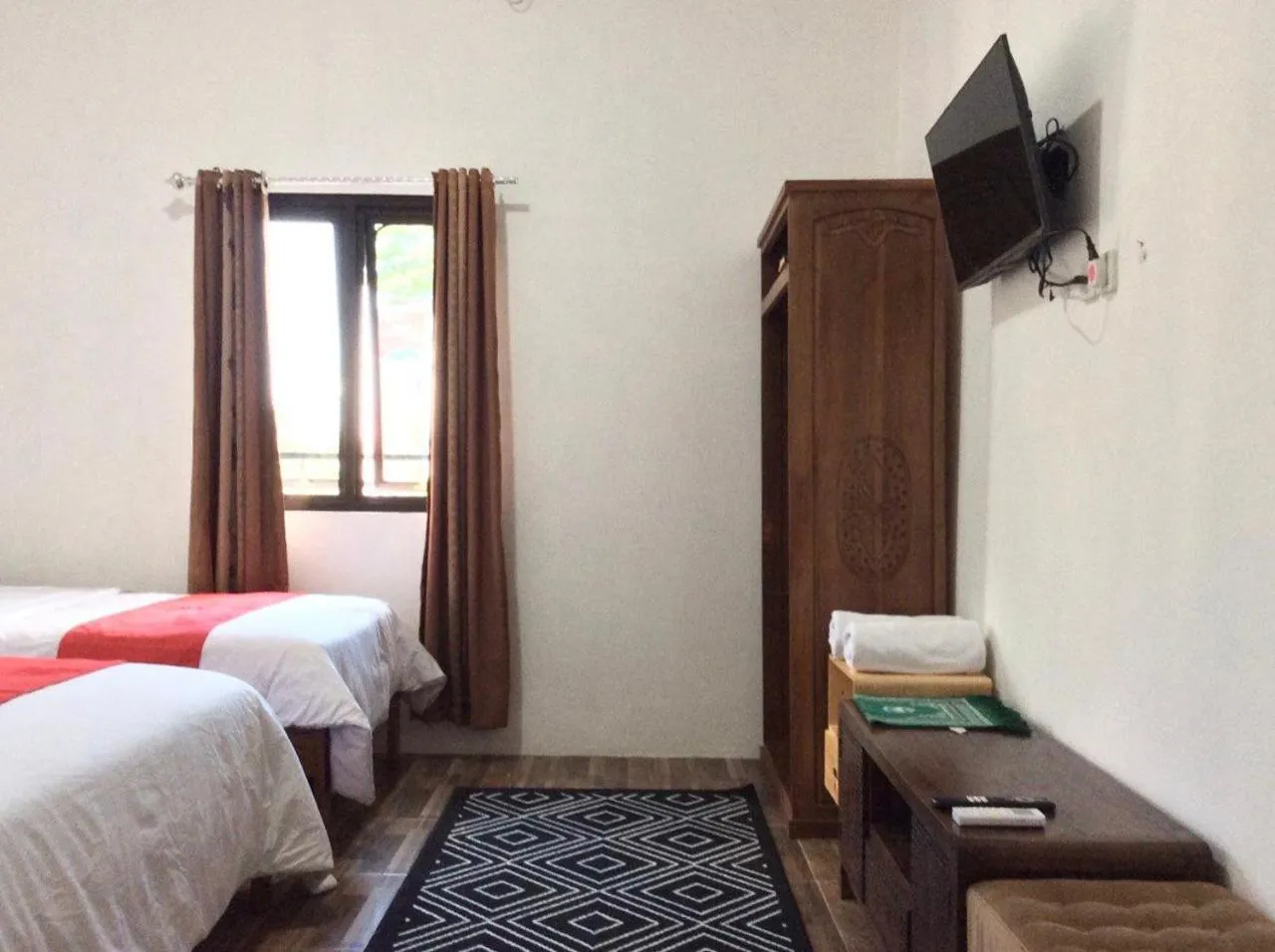 Bedroom, Bed in Reddoorz Syariah near Sleman city hall 4