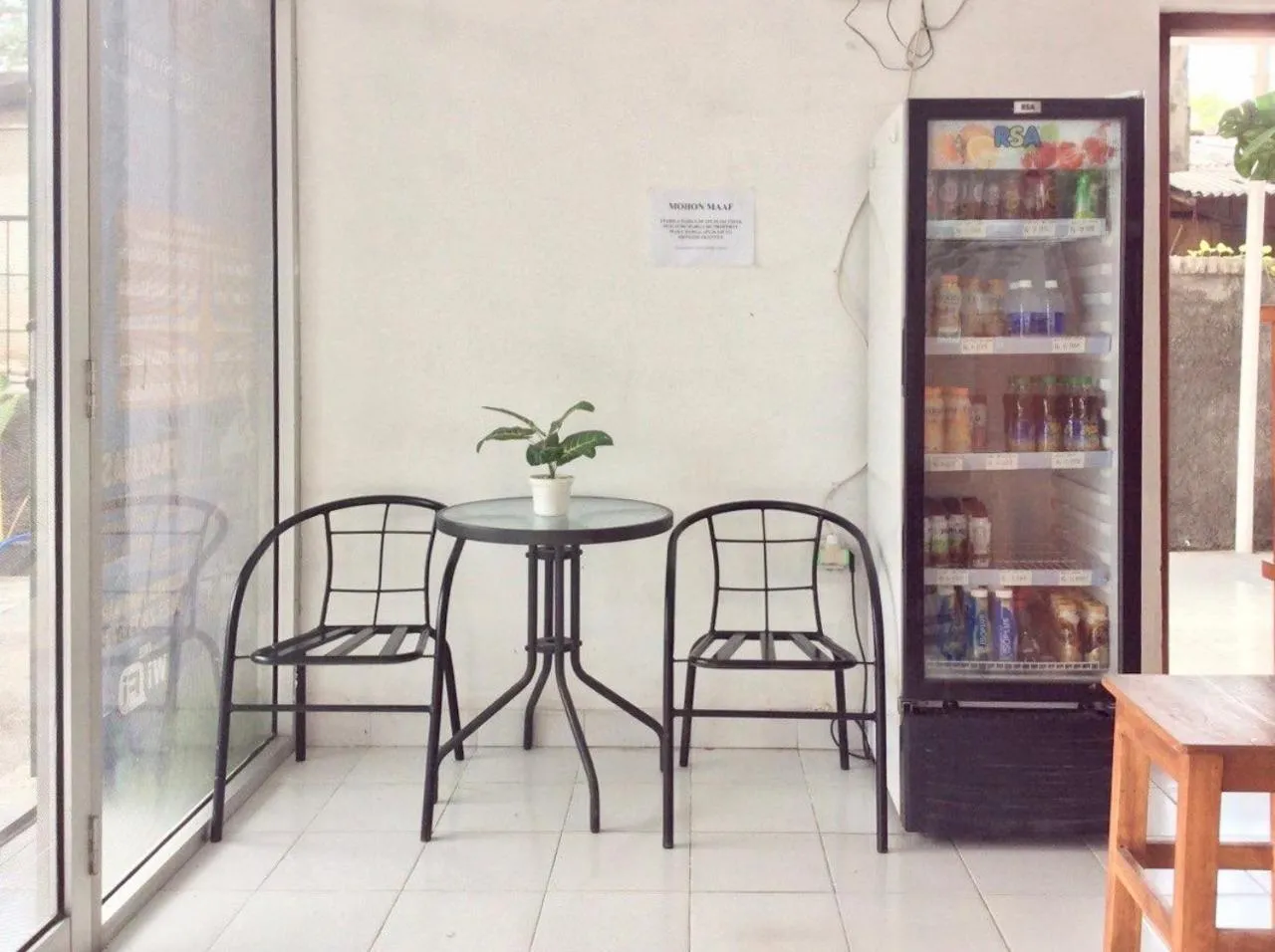 Area and facilities in Reddoorz Syariah near Sleman city hall 4