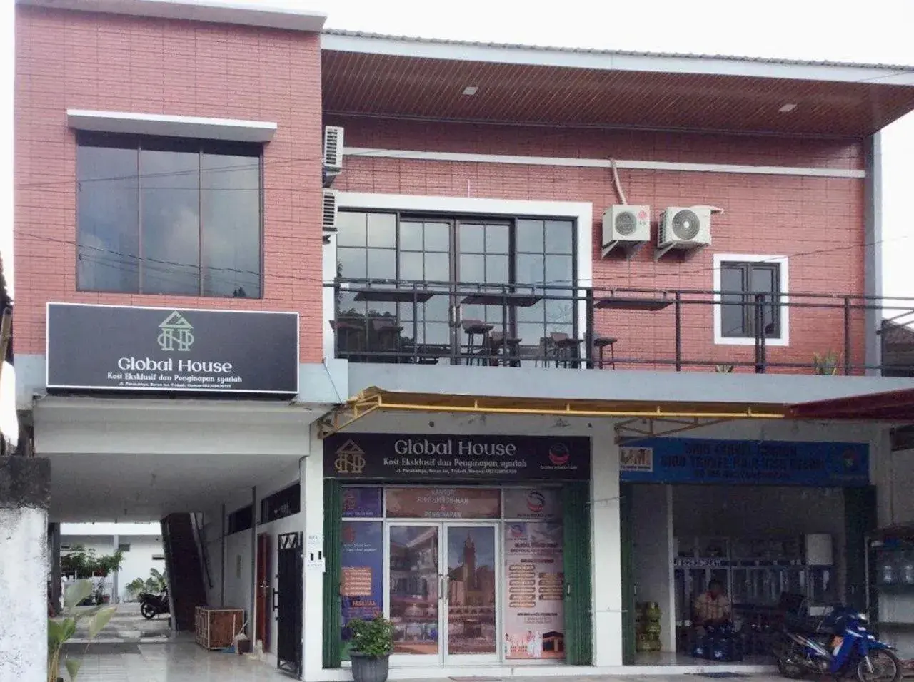 Reddoorz Syariah near Sleman city hall 4 Reddoorz Syariah near Sleman city hall 4