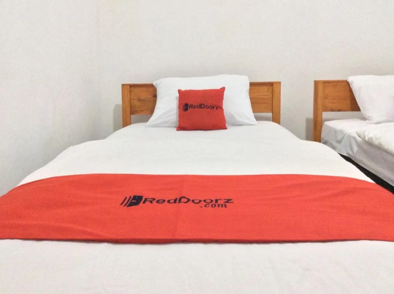 Bedroom, Bed in Reddoorz Syariah near Sleman city hall 4
