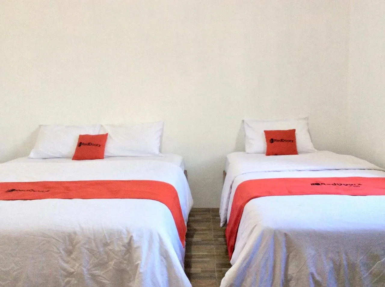Bedroom, Bed in Reddoorz Syariah near Sleman city hall 4