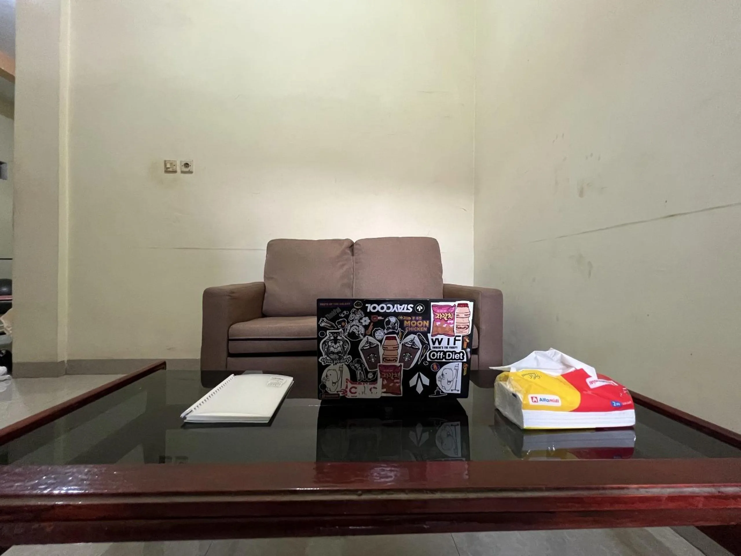 Lobby or reception in Hotel O Losmen Arkansas Syariah