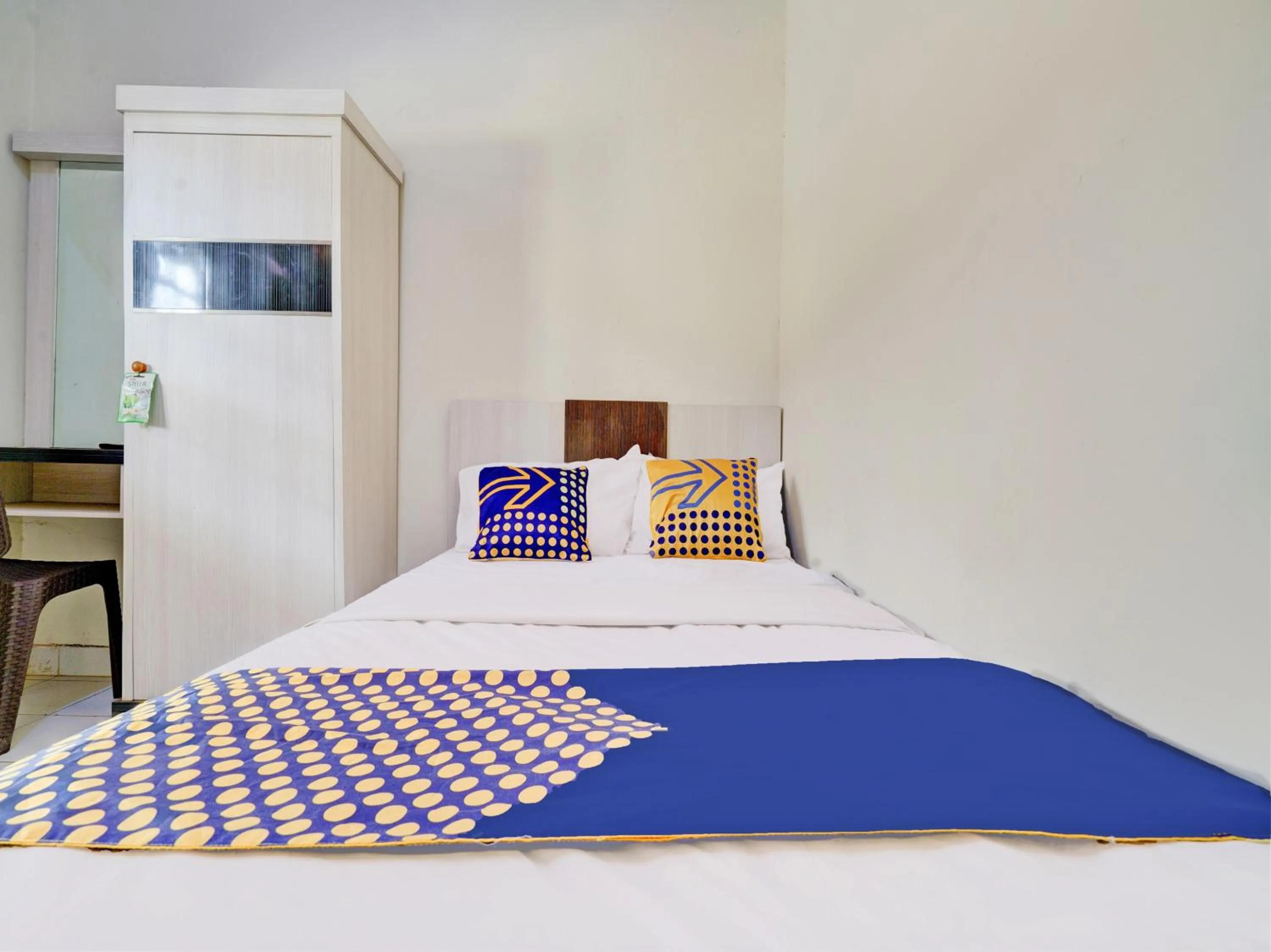 Bedroom in SPOT ON 93005 Berkah Kedawung Syariah Near Fakultas Farmasi Universitas Muhammadiyah Ahmad Dahlan Cirebon