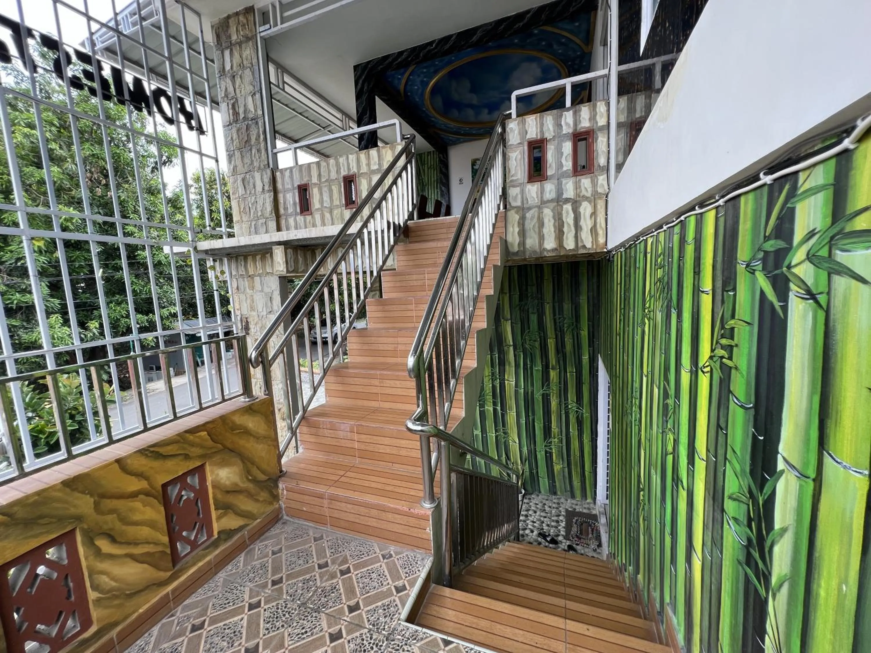 Lobby or reception in Hotel O Batodupi Guesthouse Syariah Near Buttu Kasambi