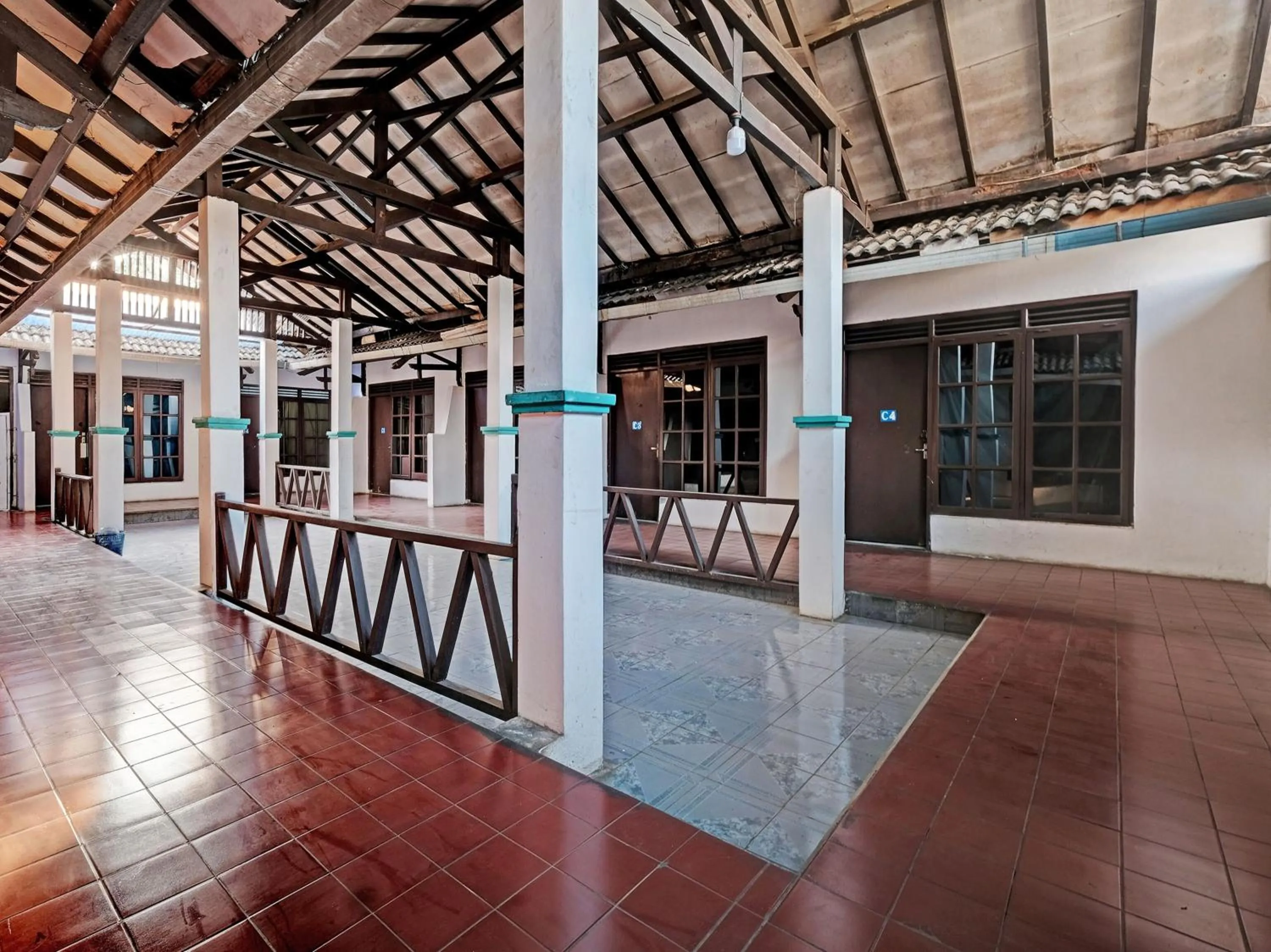 Lobby or reception in SPOT ON 92983 Hotel Ayu