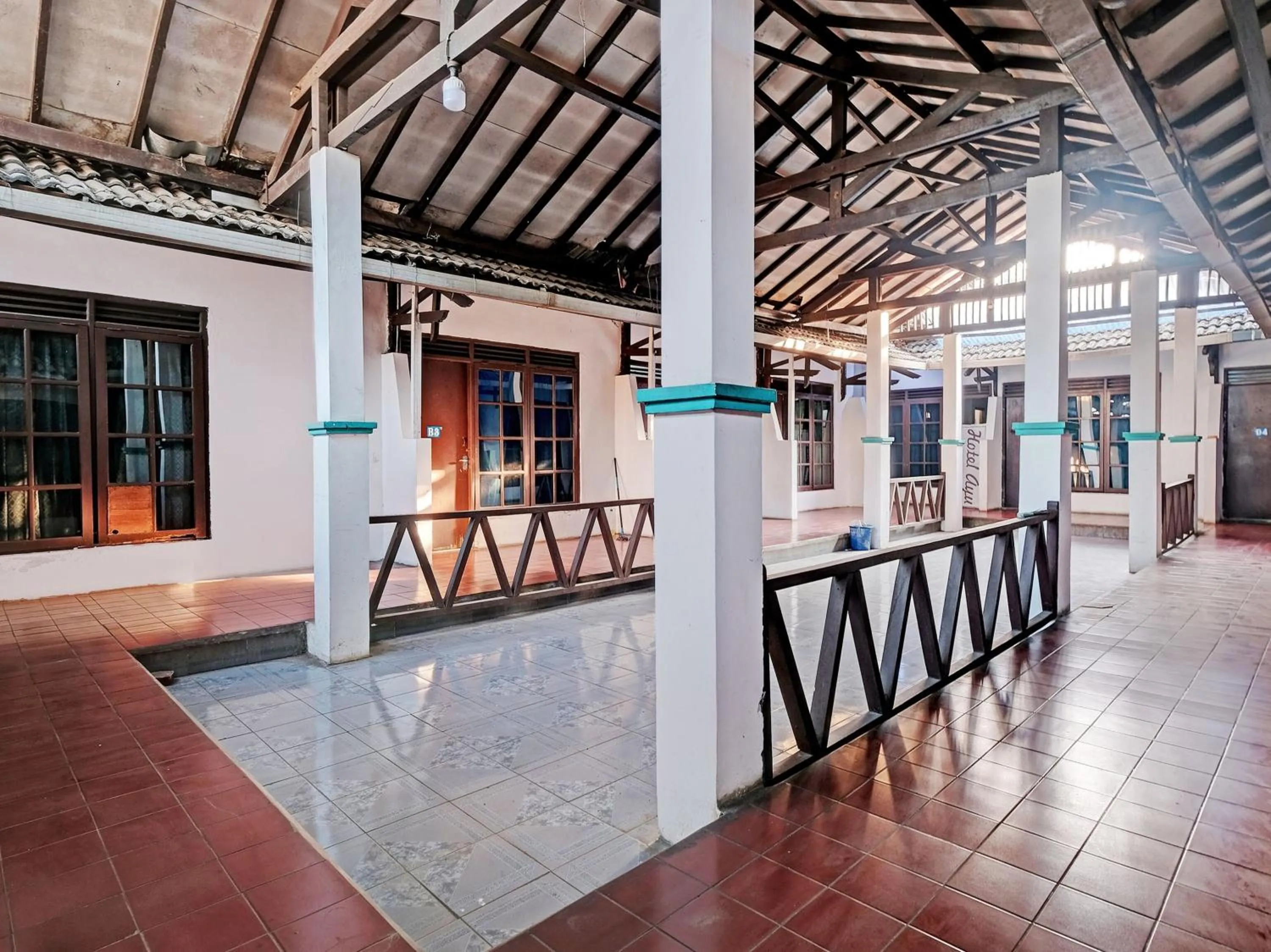 Lobby or reception in SPOT ON 92983 Hotel Ayu