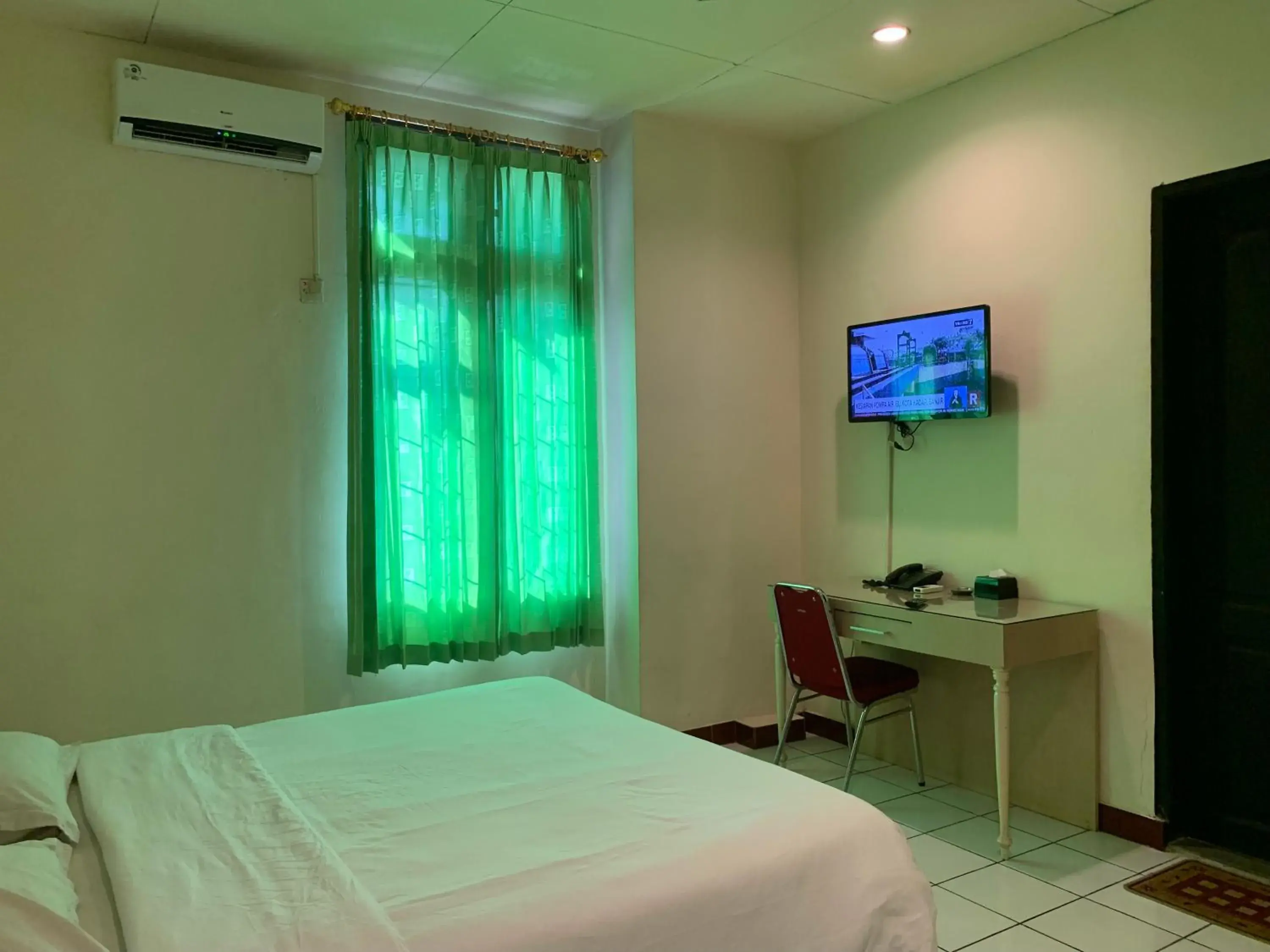 Bedroom, Bed in Hotel O Edotel Smkn 5 Palopo Near Bukit punai Bedroom, Bed in Hotel O Edotel Smkn 5 Palopo Near Bukit punai