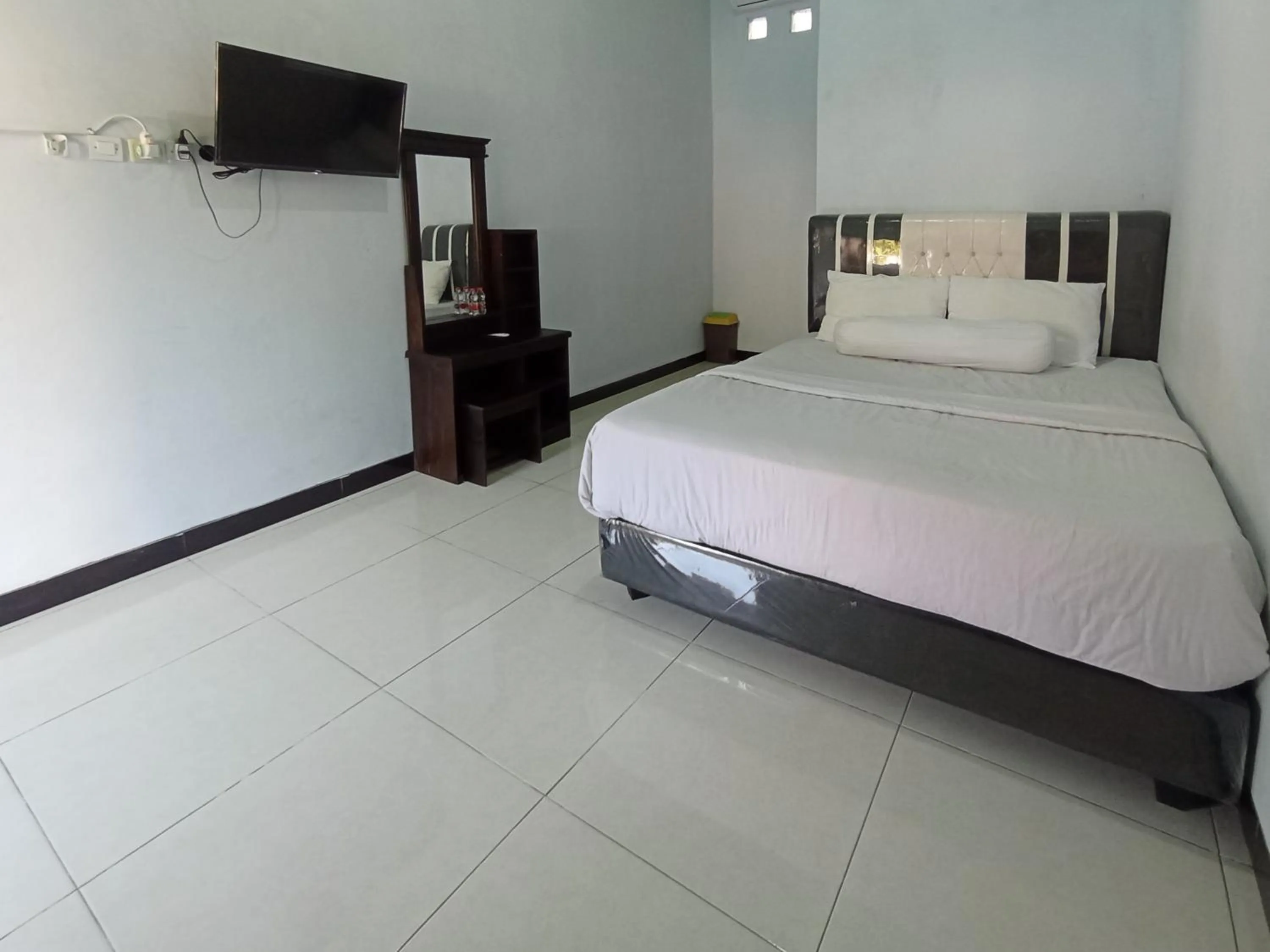 Bedroom, Bed in Surya Abadi Homestay Syariah RedPartner