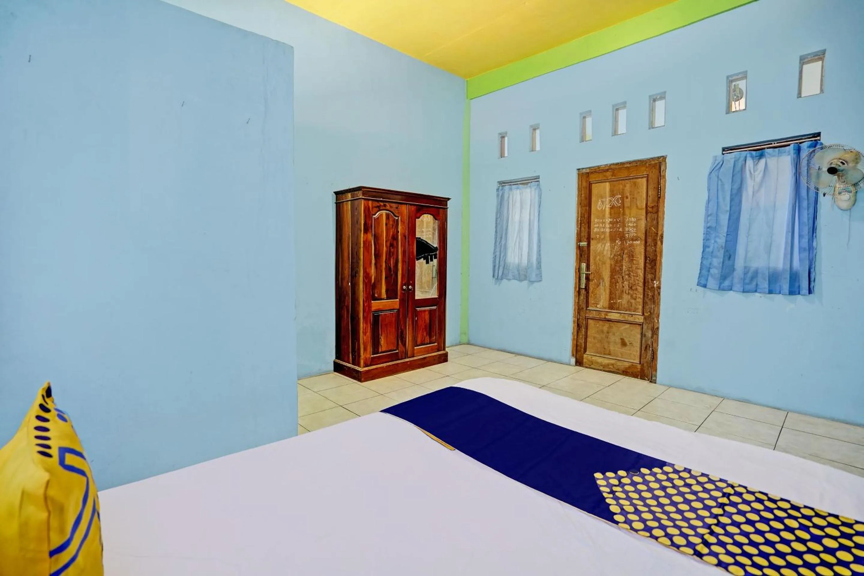 Bedroom, Bed in OYO Life 93037 Nova Jaya Homestay Syariah