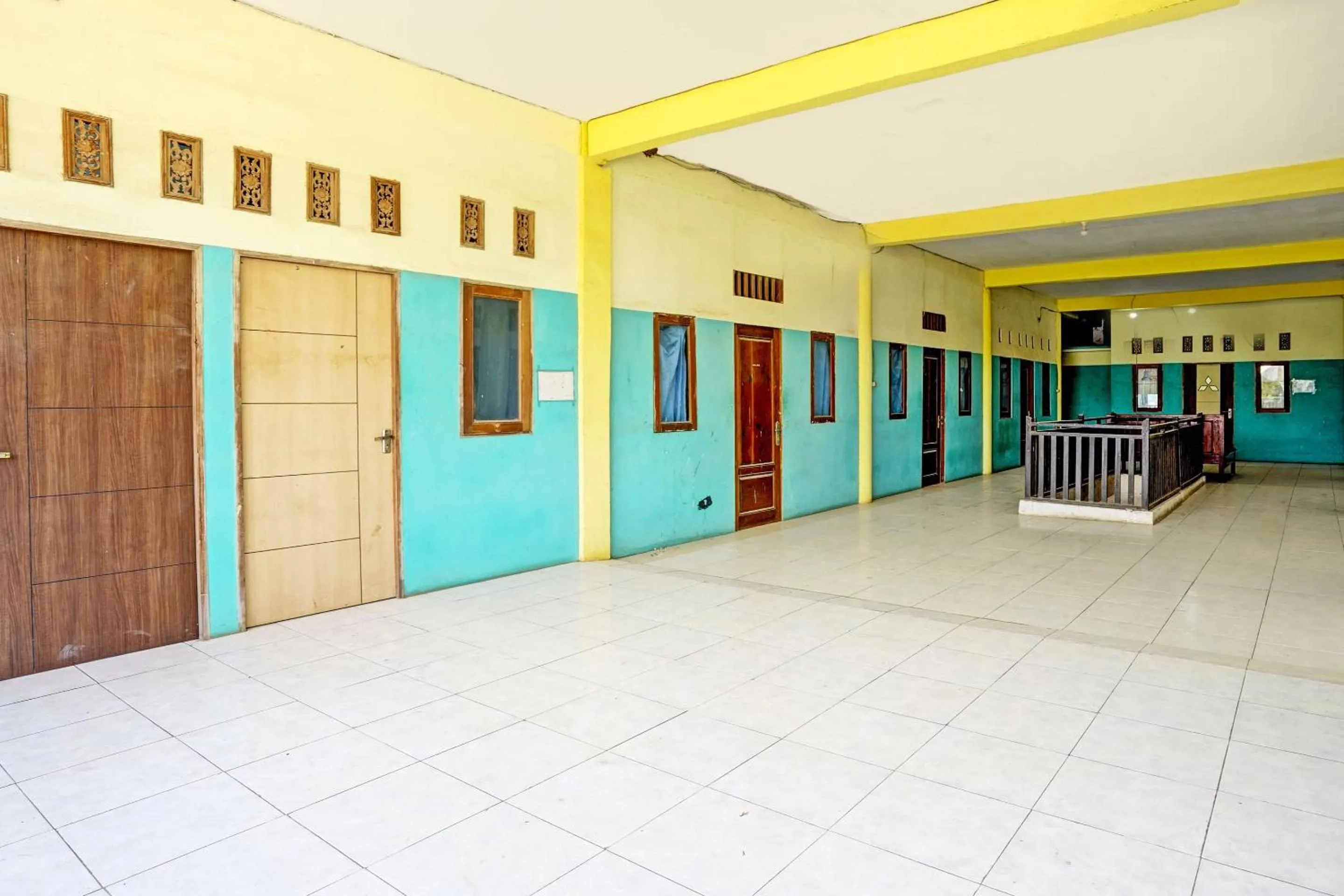 Lobby or reception in OYO Life 93037 Nova Jaya Homestay Syariah