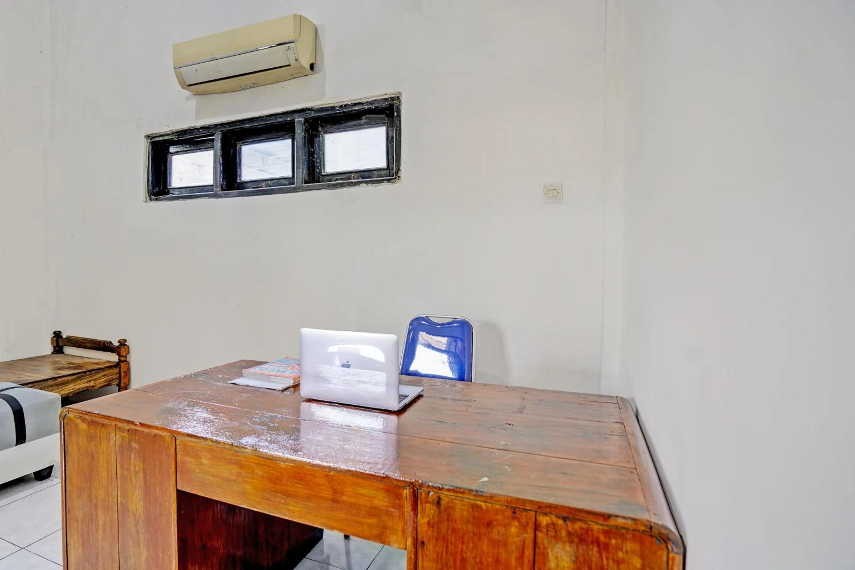 Lobby or reception in OYO Life 93037 Nova Jaya Homestay Syariah