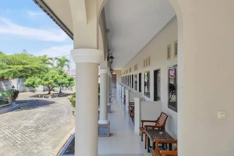 Lobby or reception in OYO 93051 Wisma Syariah Buloe Near Lapangan Abubakar Lambogo Batili Enrekang Lobby or reception in OYO 93051 Wisma Syariah Buloe Near Lapangan Abubakar Lambogo Batili Enrekang