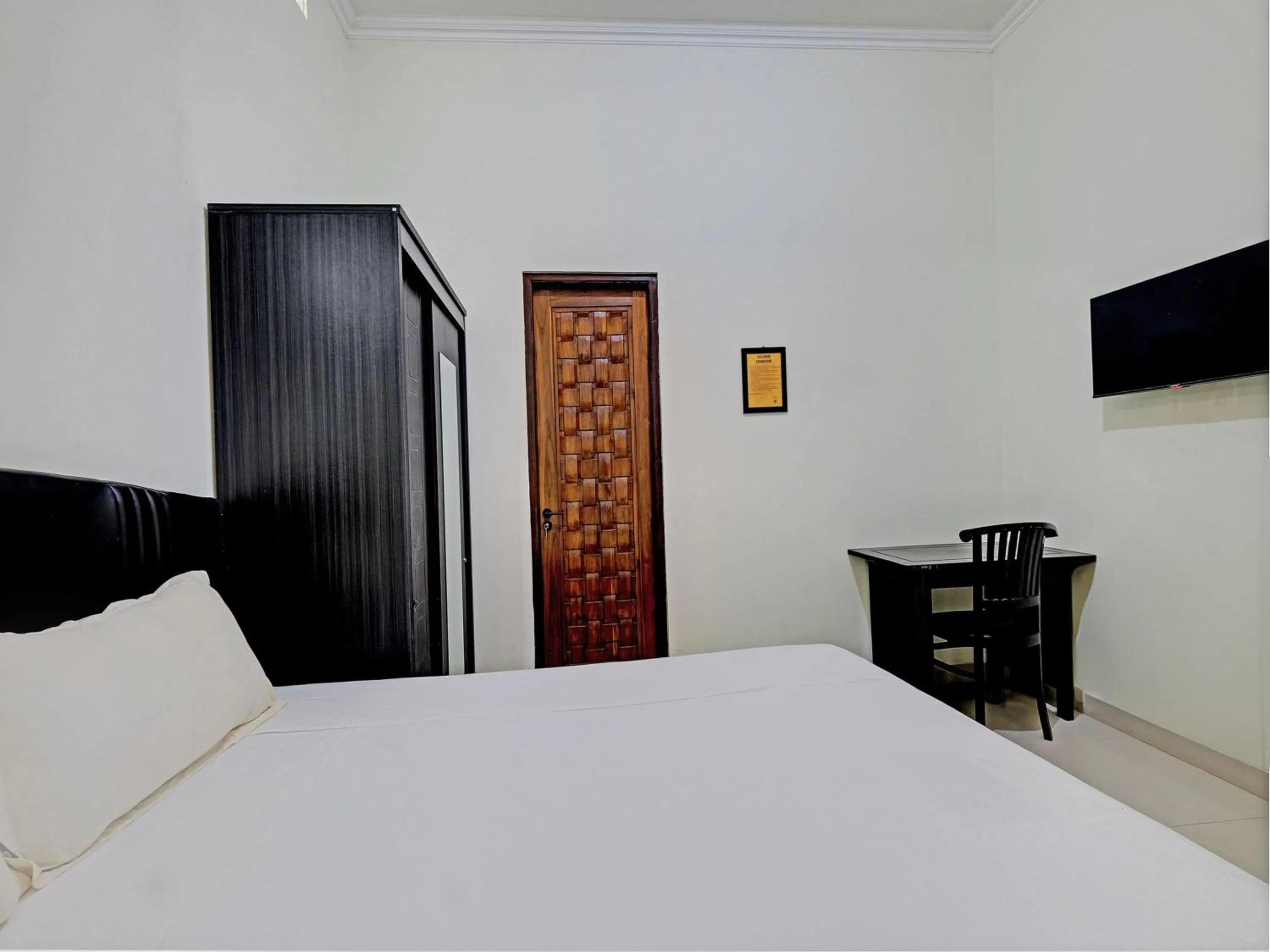 Bedroom, Bed in OYO Life 92935 Ayu Kost Eksklusif