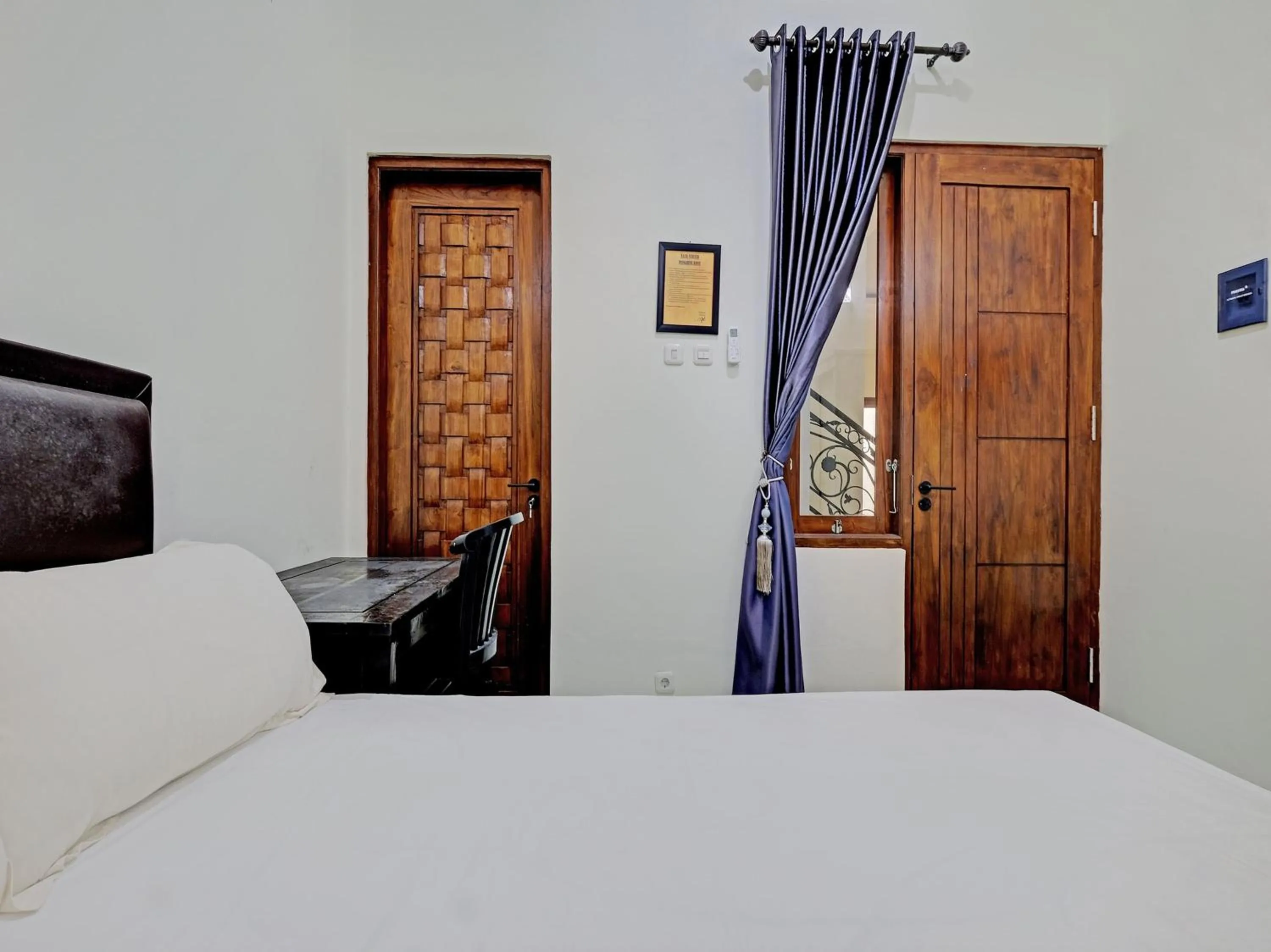 Bedroom, Bed in OYO Life 92935 Ayu Kost Eksklusif