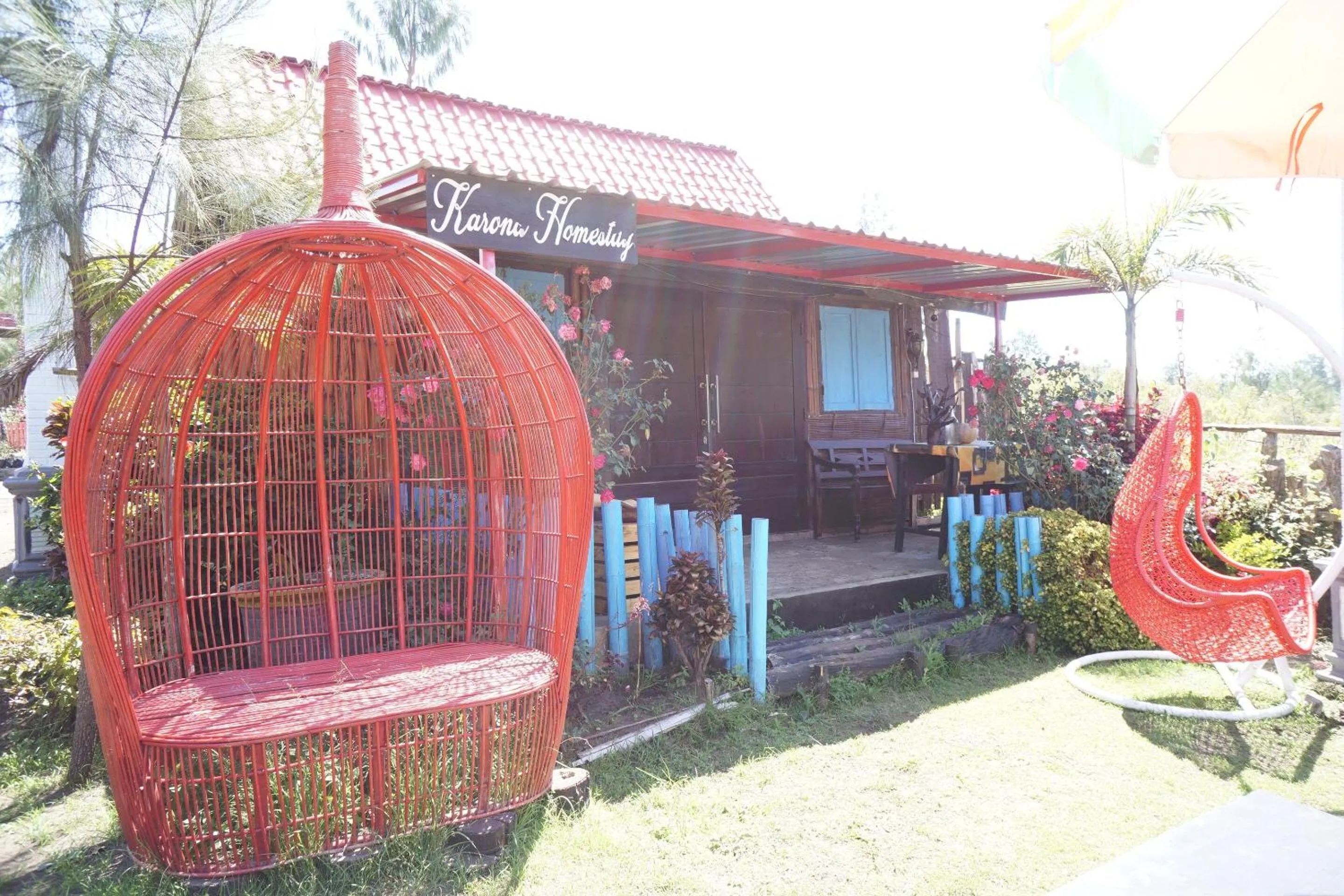 Lobby or reception in Collection O 93000 Karona Berg Homestay & Cafe