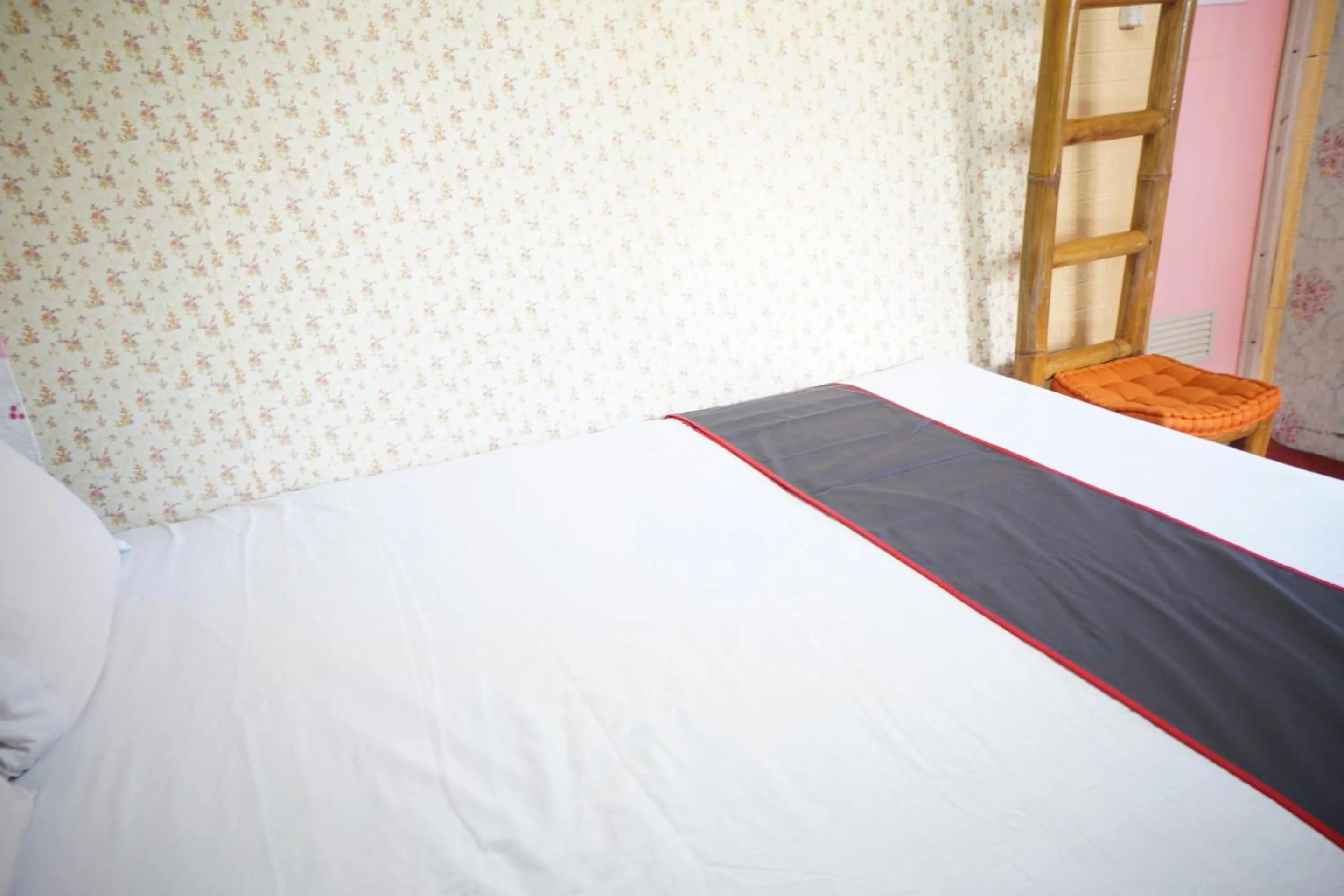 Bedroom, Bed in Collection O 93000 Karona Berg Homestay & Cafe