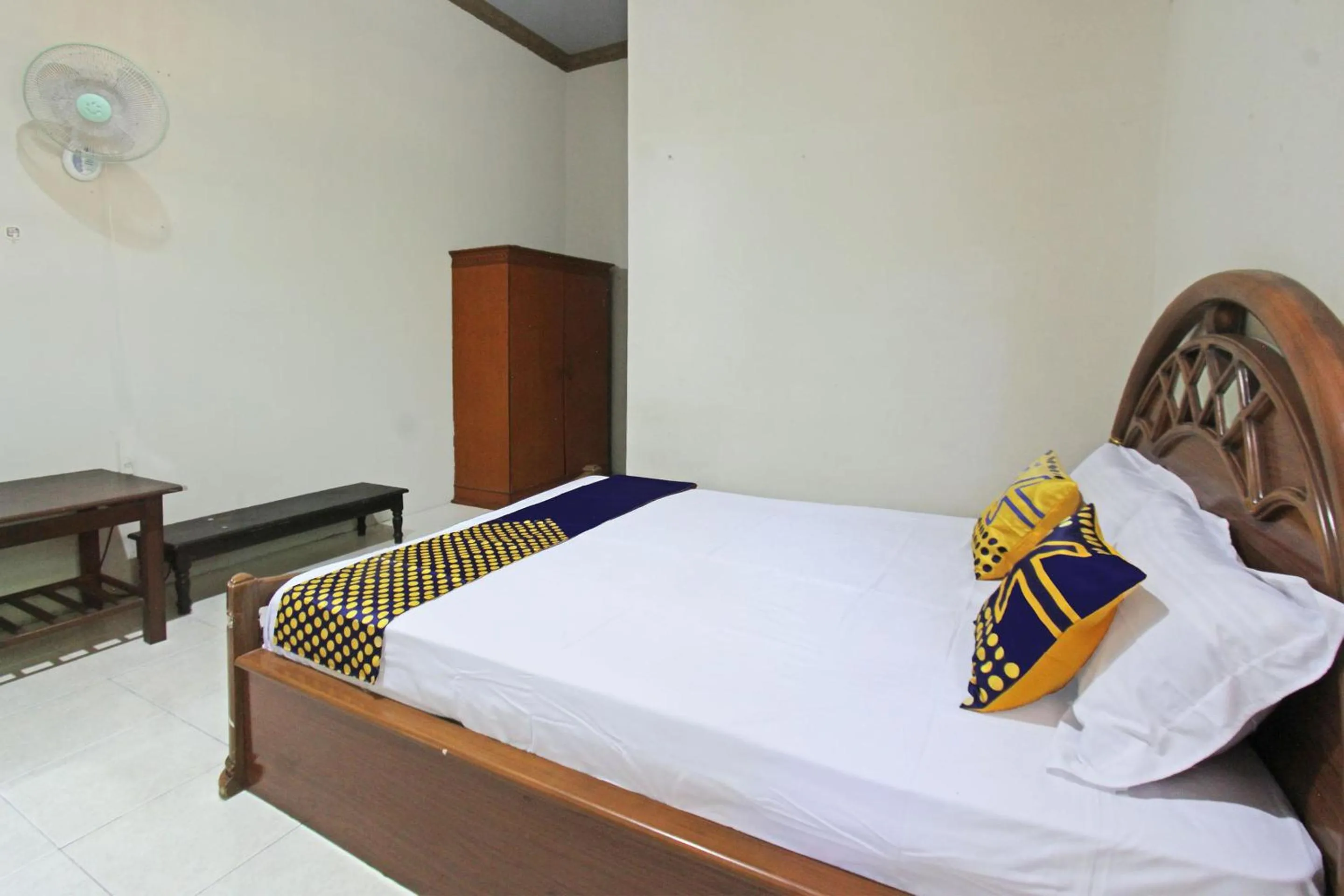 Bedroom in SPOT ON 92973 Madani Syariah Guesthouse