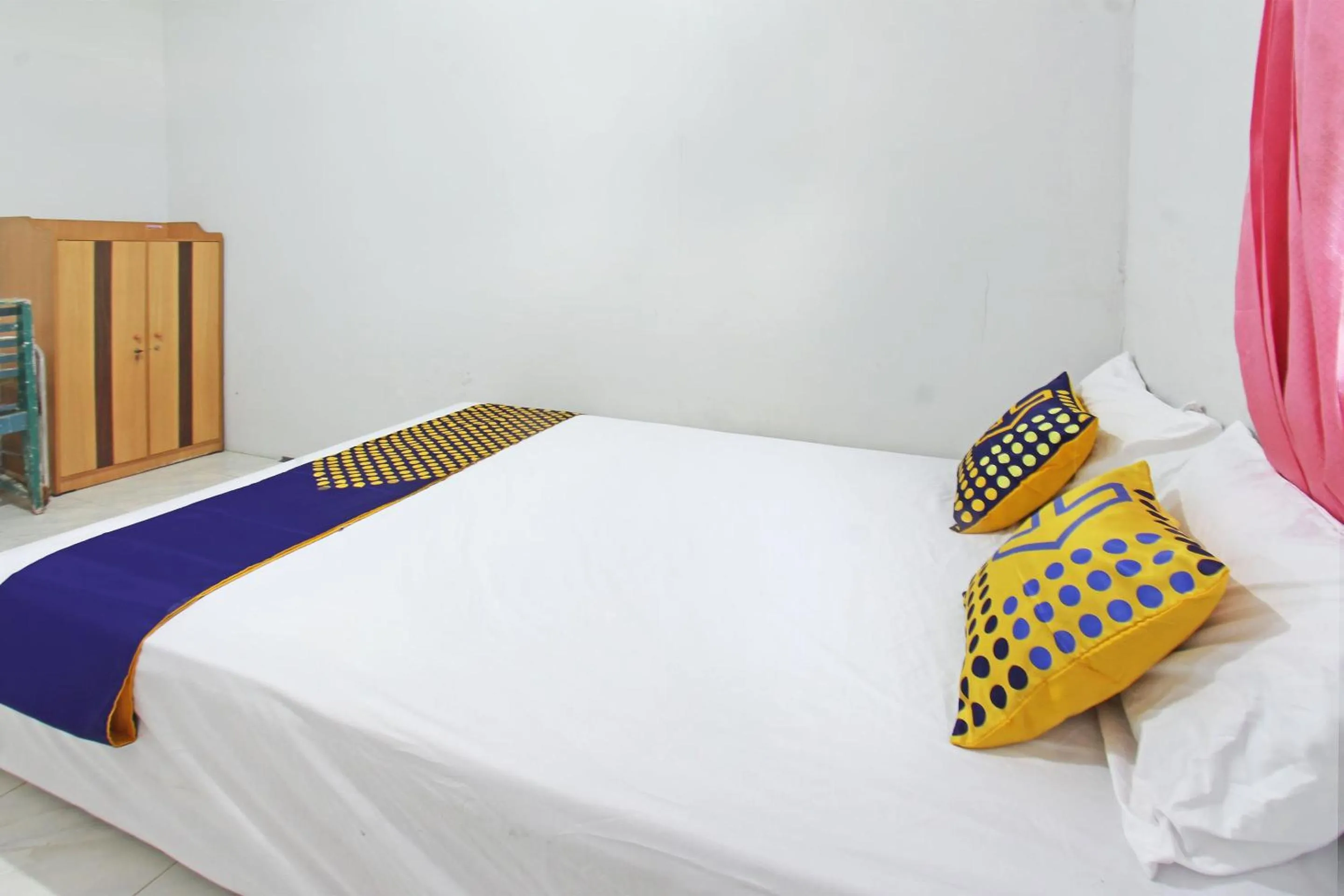 Bedroom, Bed in OYO Life 92960 Rumah Kos Kita