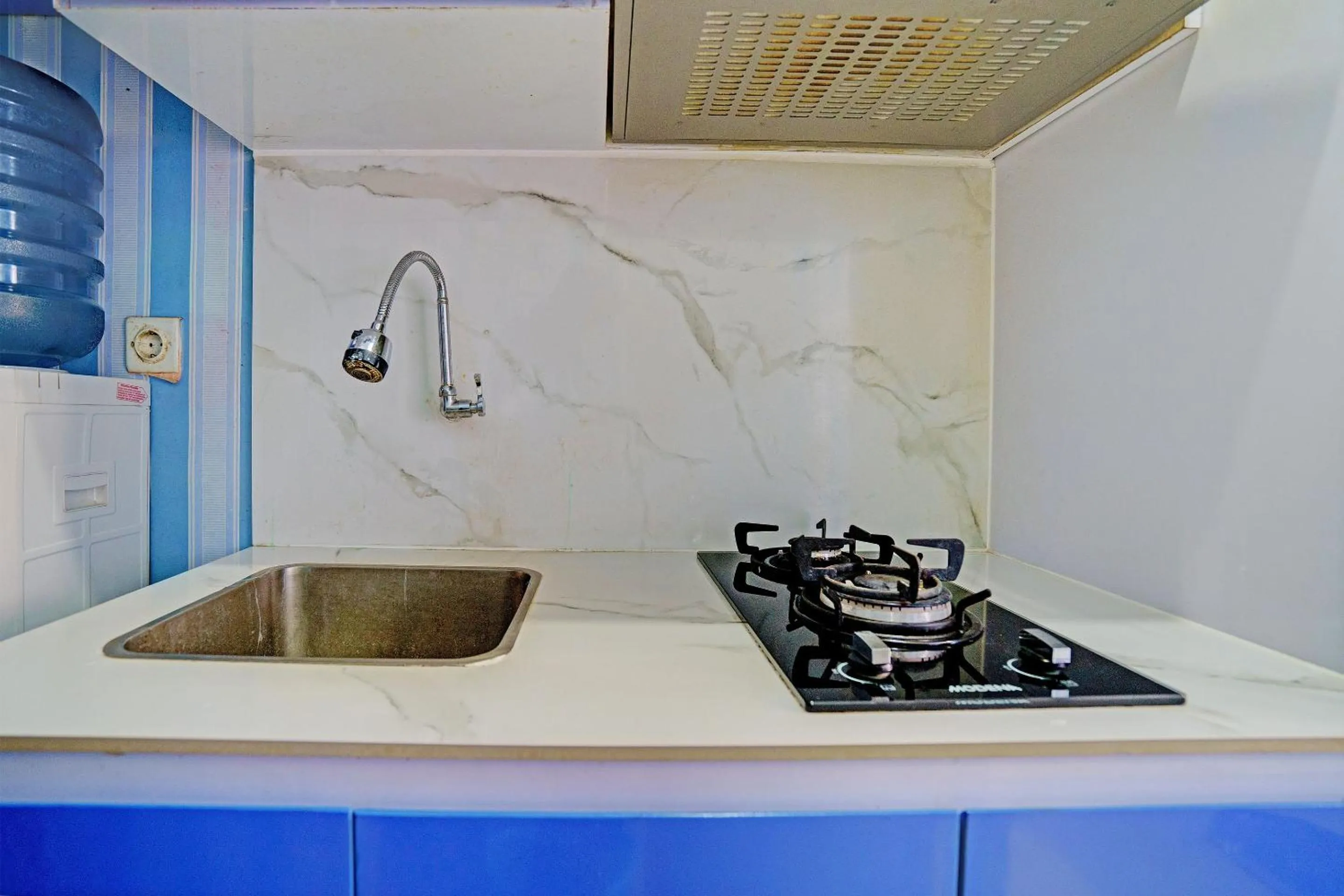 Bedroom in OYO Life Apartement Jarrdin By Fins Property