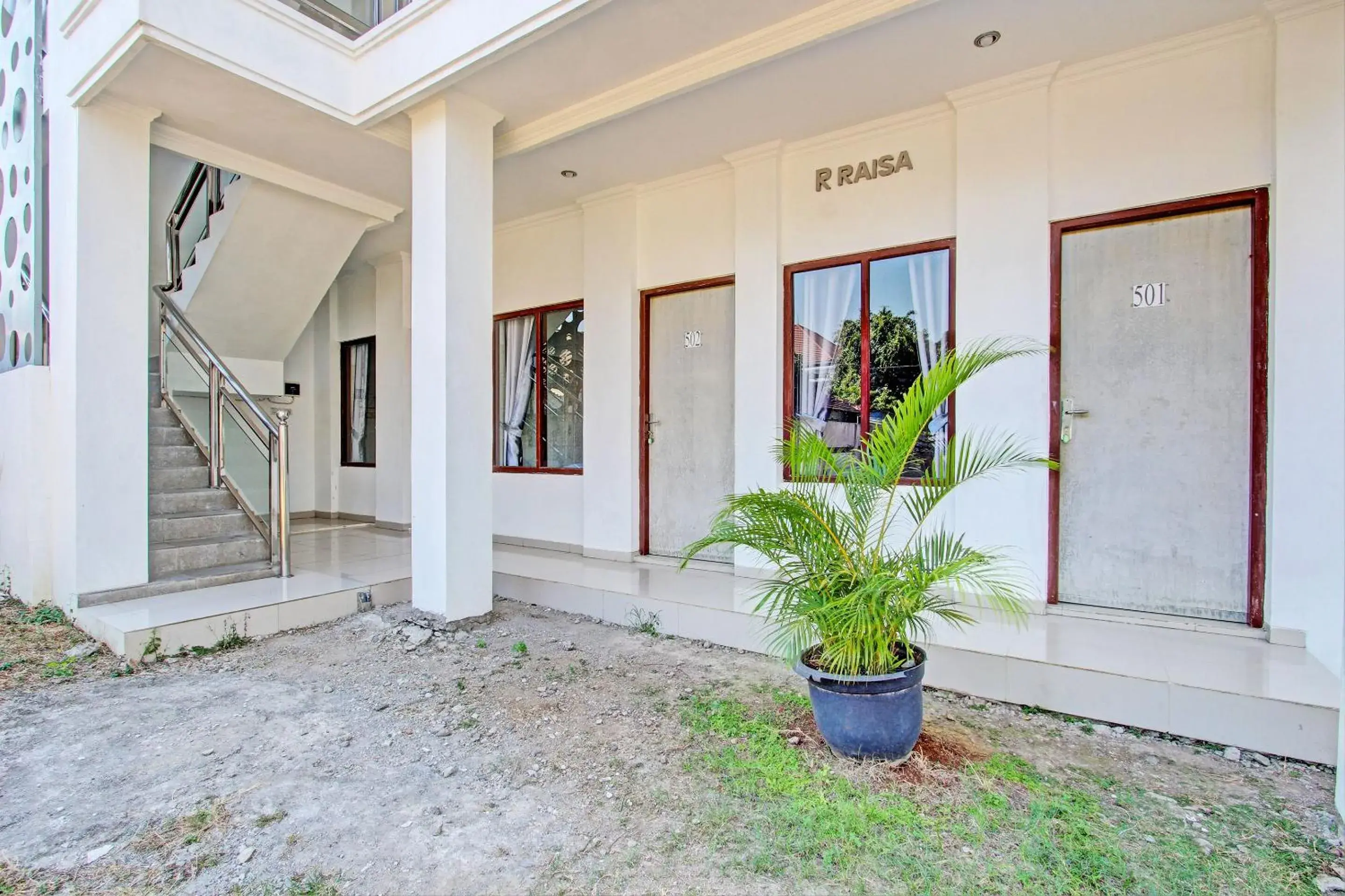 Facade/entrance in Hotel O Griya Lestari Pati 2 Facade/entrance in Hotel O Griya Lestari Pati 2