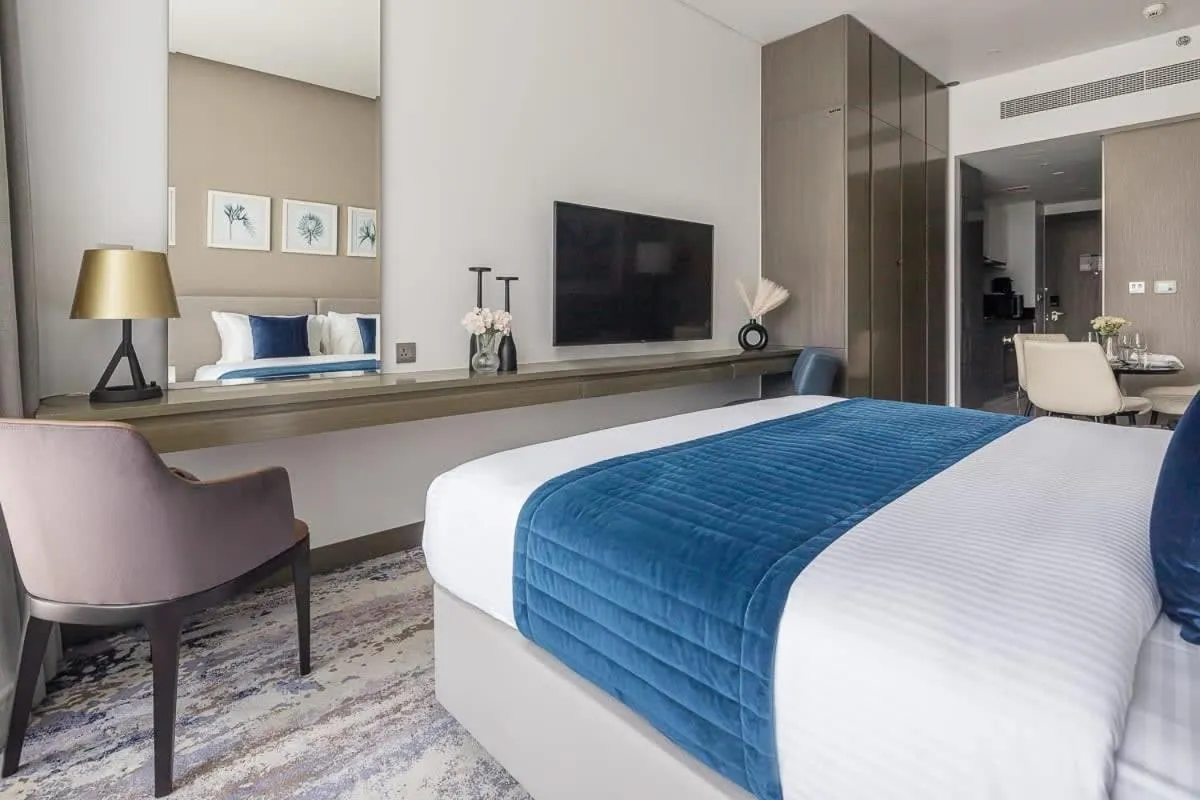 Bed in Frank Porter - DAMAC Prive