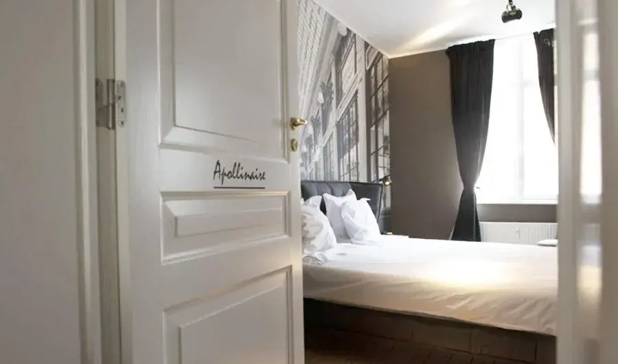 Deluxe One-Bedroom Apartment in Hotel des Galeries Deluxe One-Bedroom Apartment in Hotel des Galeries