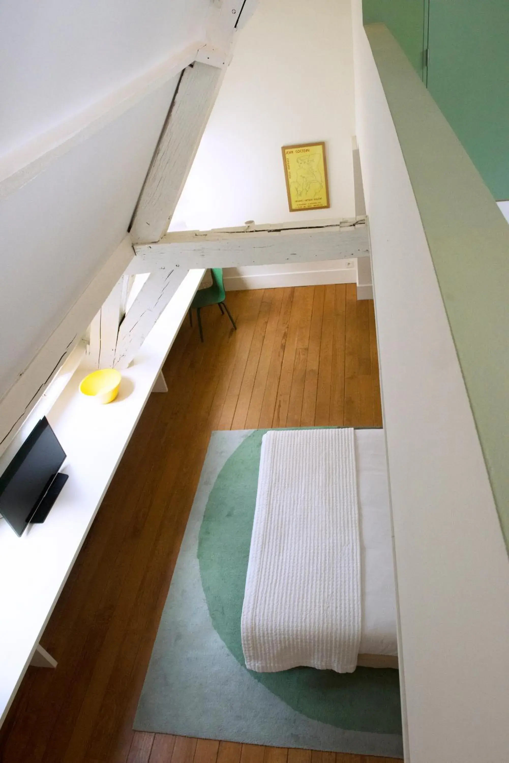 Bed in Hotel des Galeries Bed in Hotel des Galeries