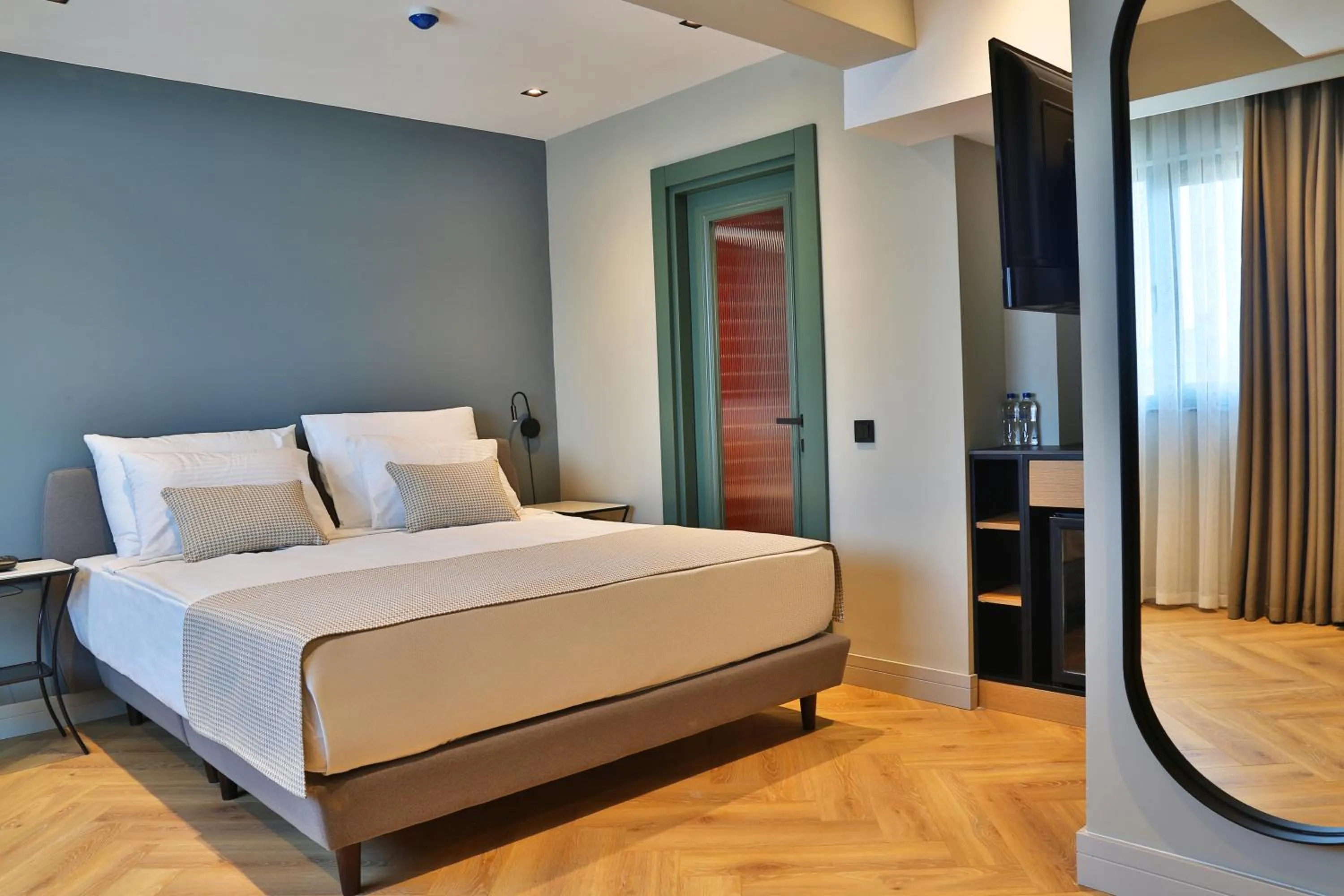 Massage, Bed in İn The Middle Hotel