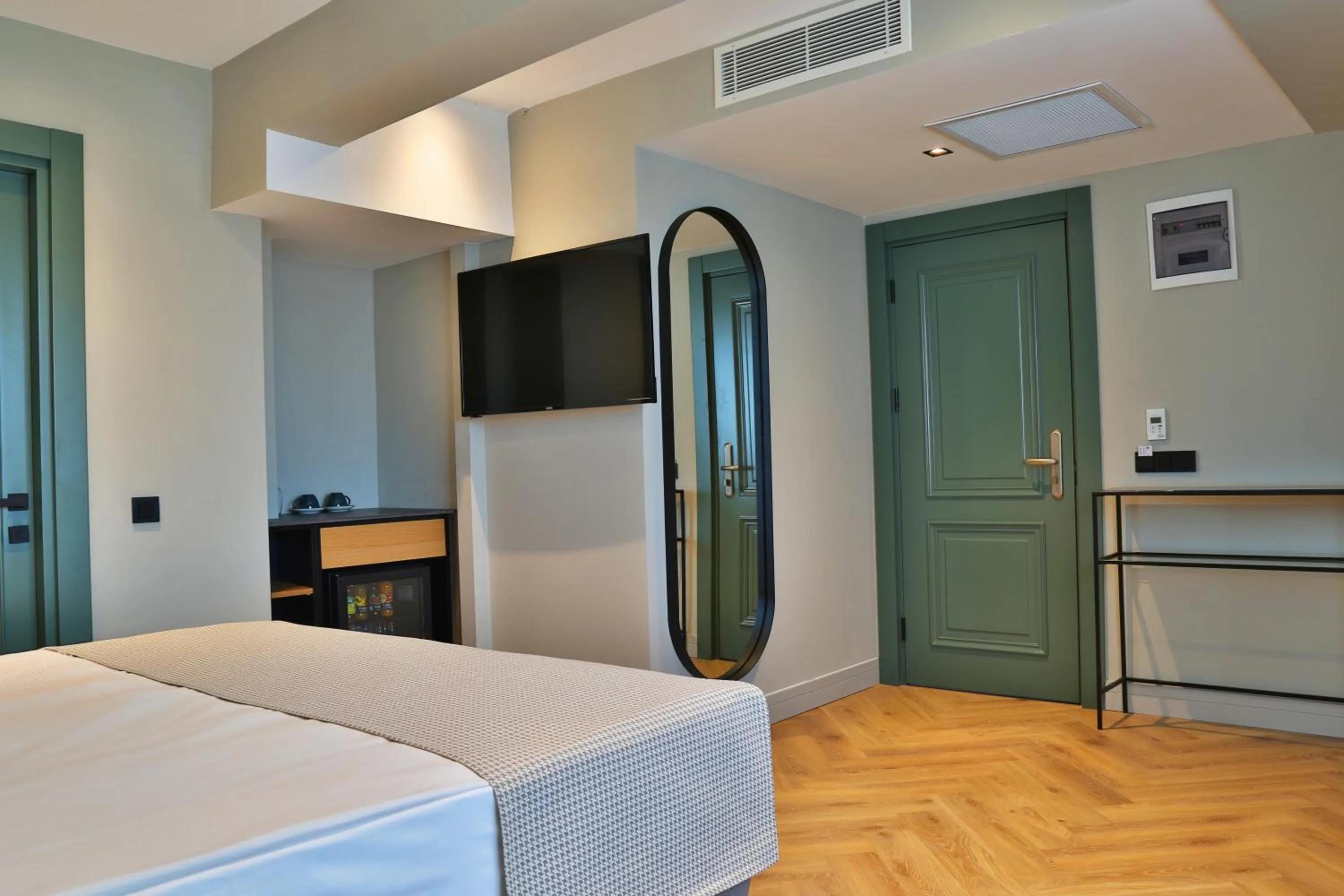 Massage, Bed in İn The Middle Hotel