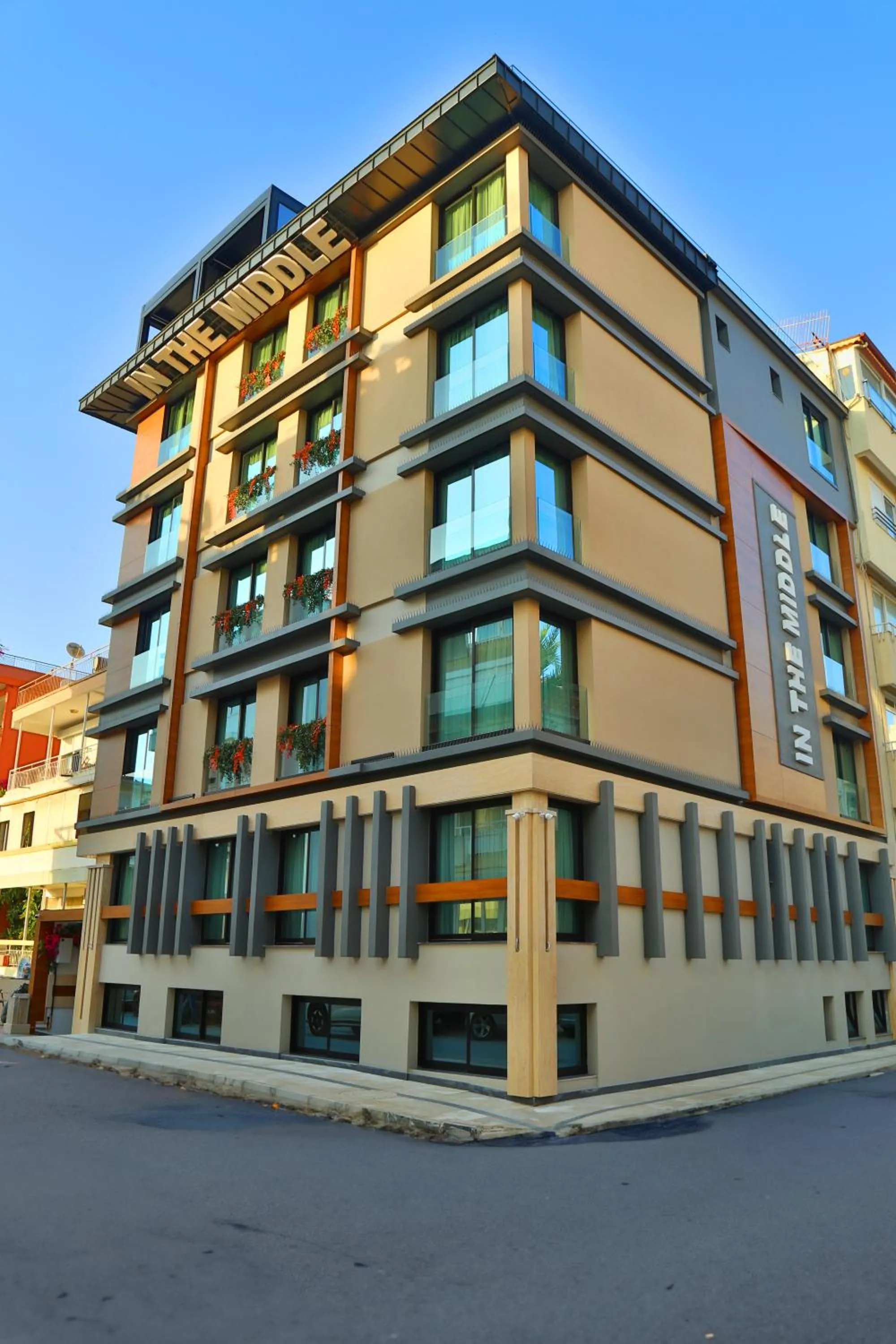Property building in İn The Middle Hotel