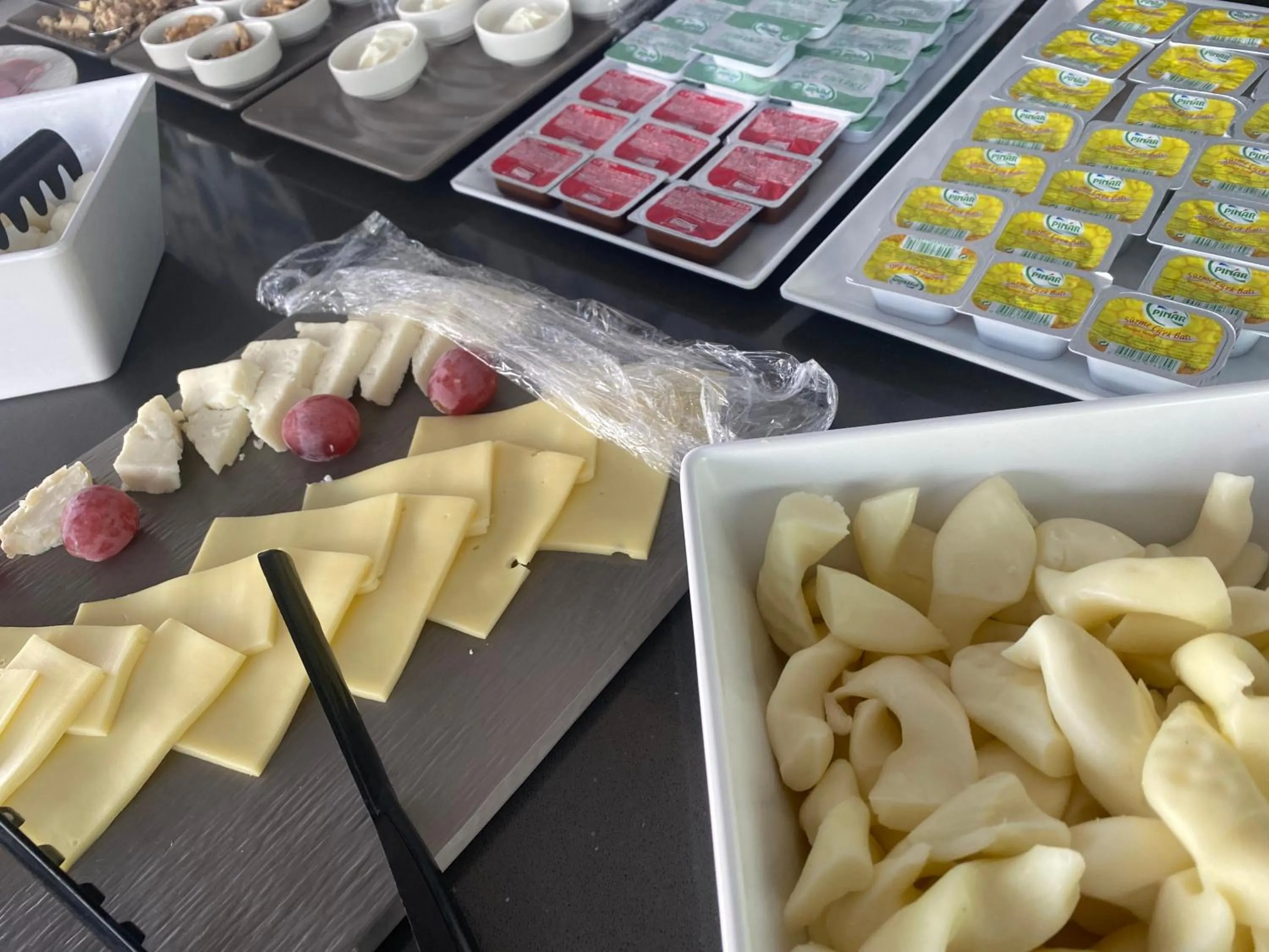 Breakfast in İn The Middle Hotel