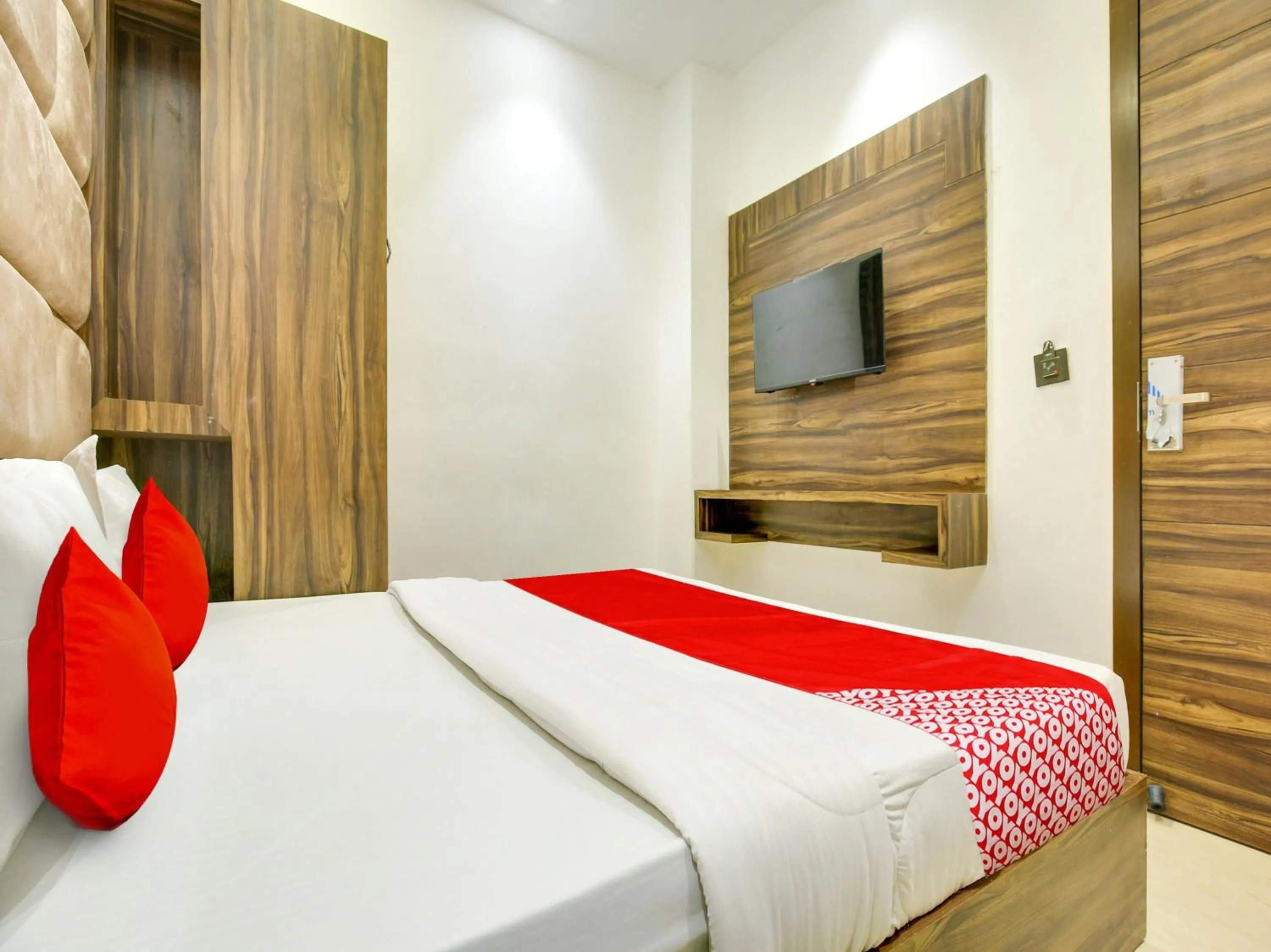 Bedroom, Bed in Hotel Kaushalya Royal