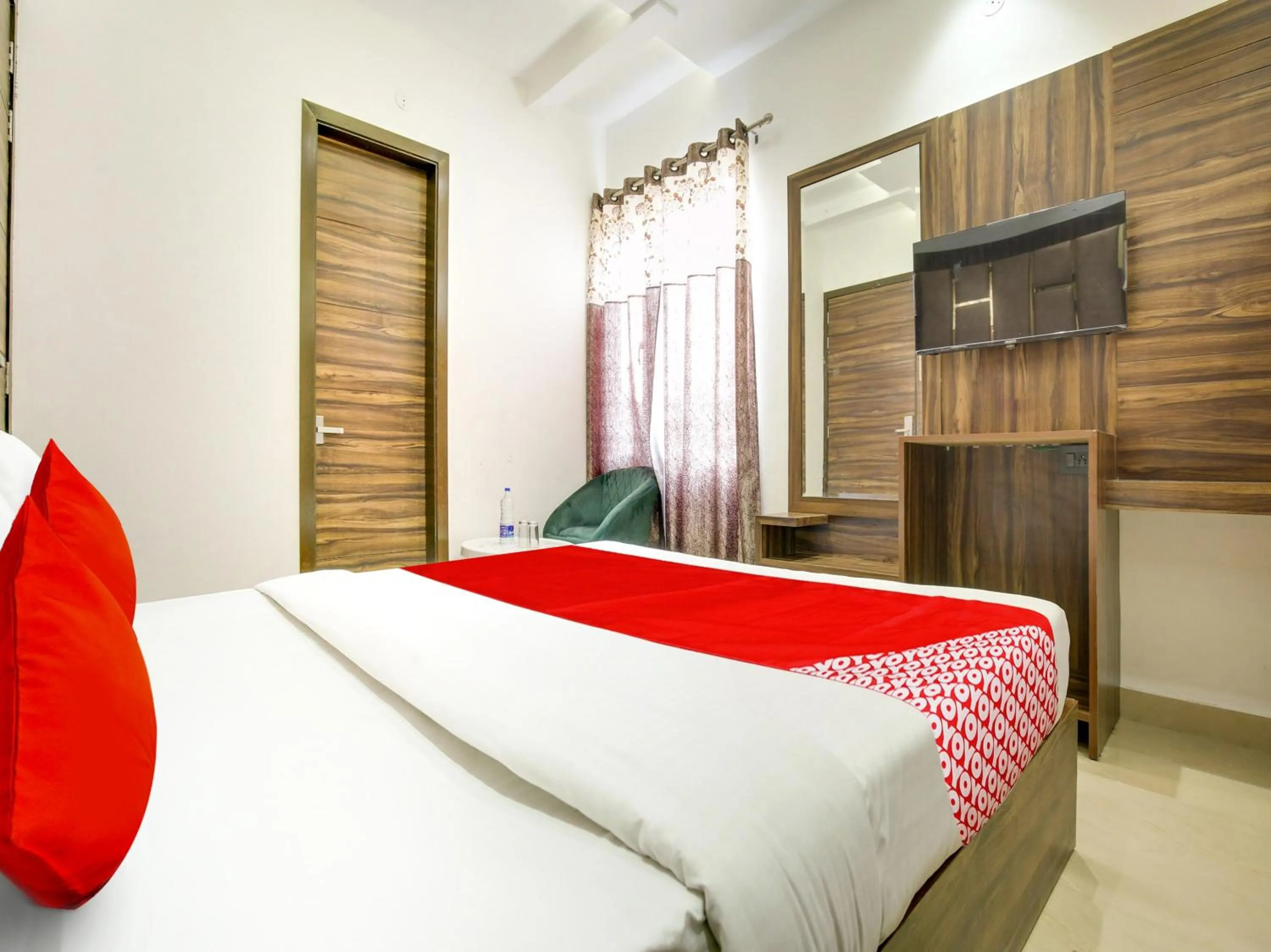 Bedroom, Bed in Hotel Kaushalya Royal