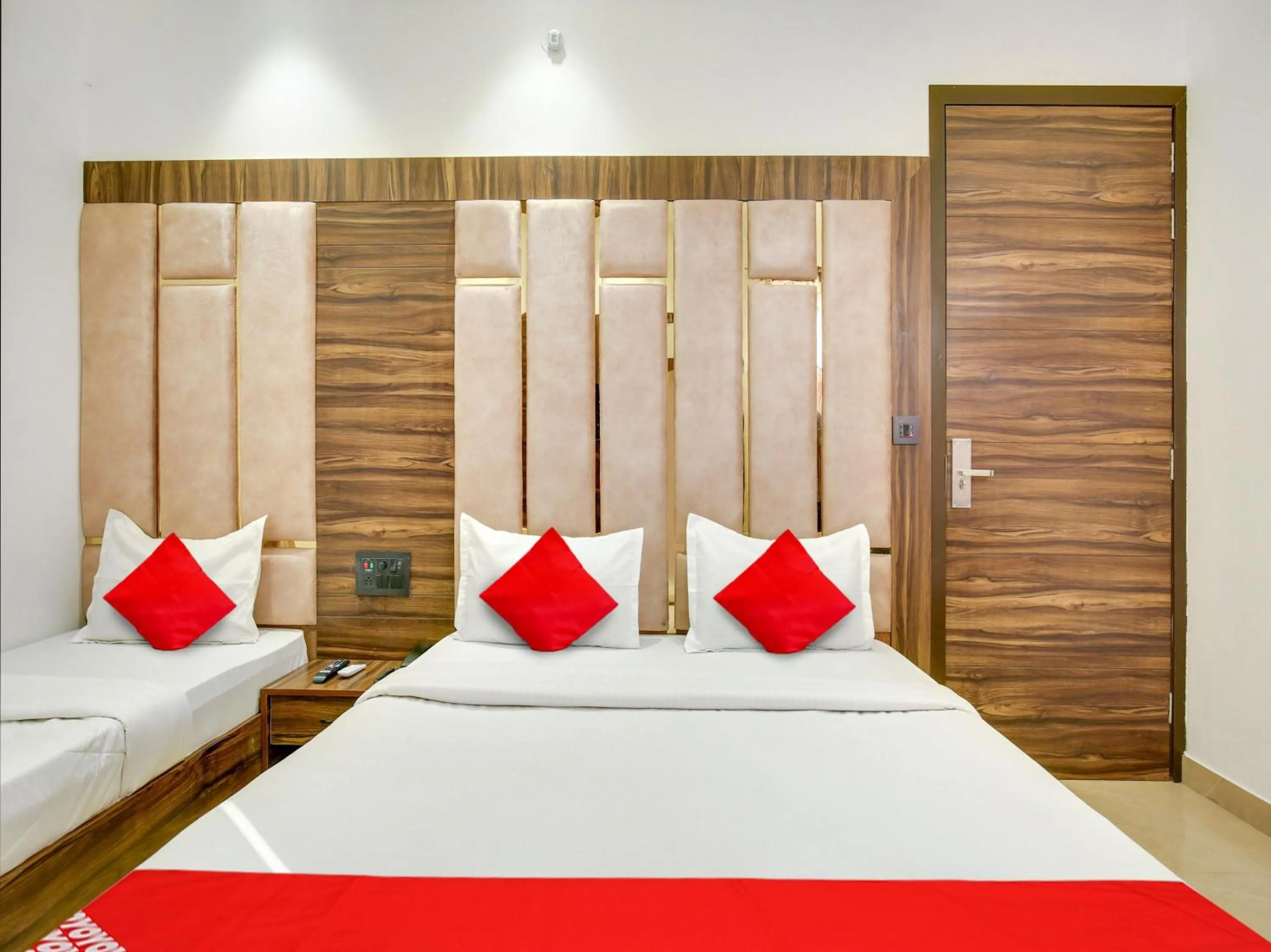 Bedroom, Bed in Hotel Kaushalya Royal