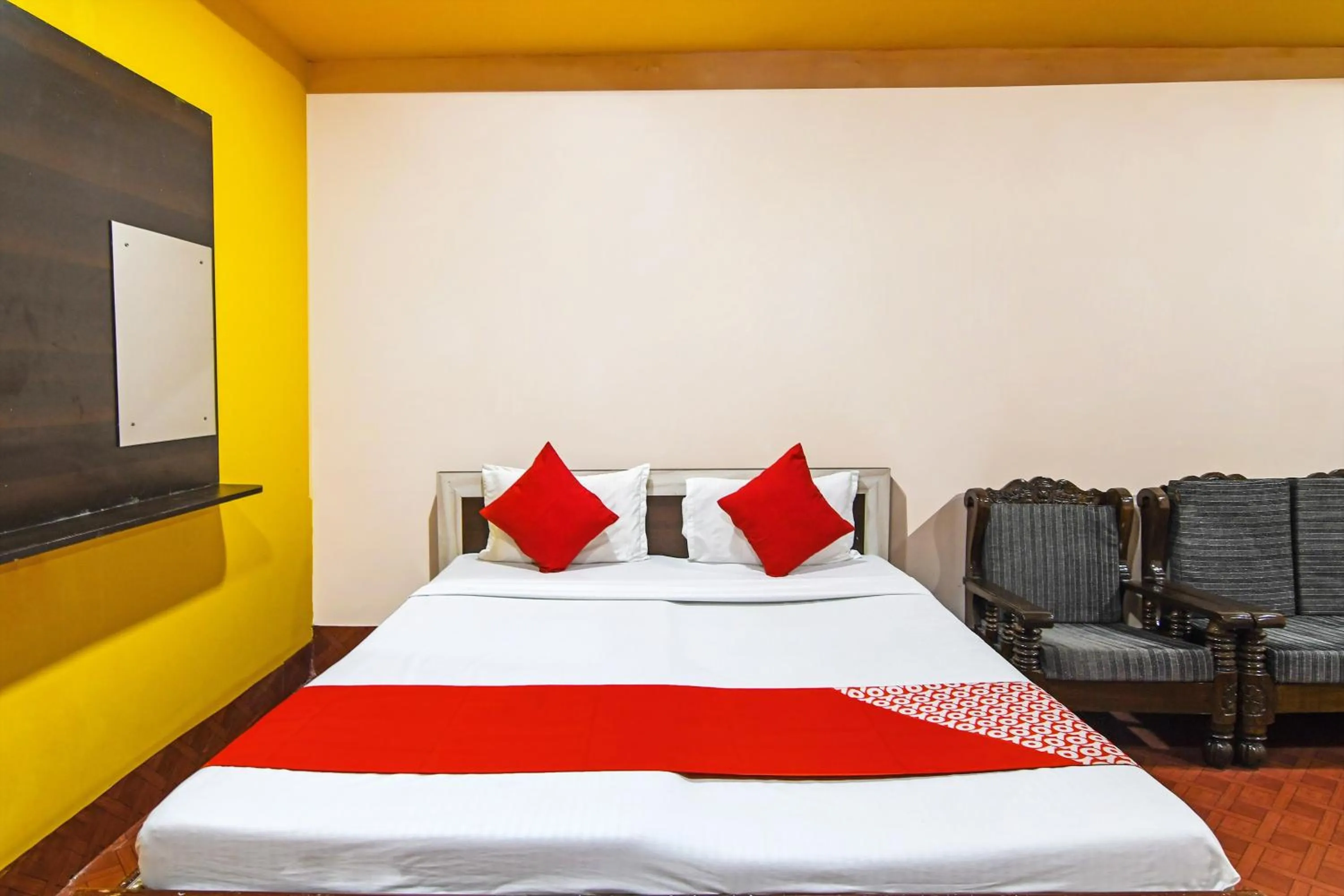 Bedroom, Bed in Hotel O Ashirbad Deluxe