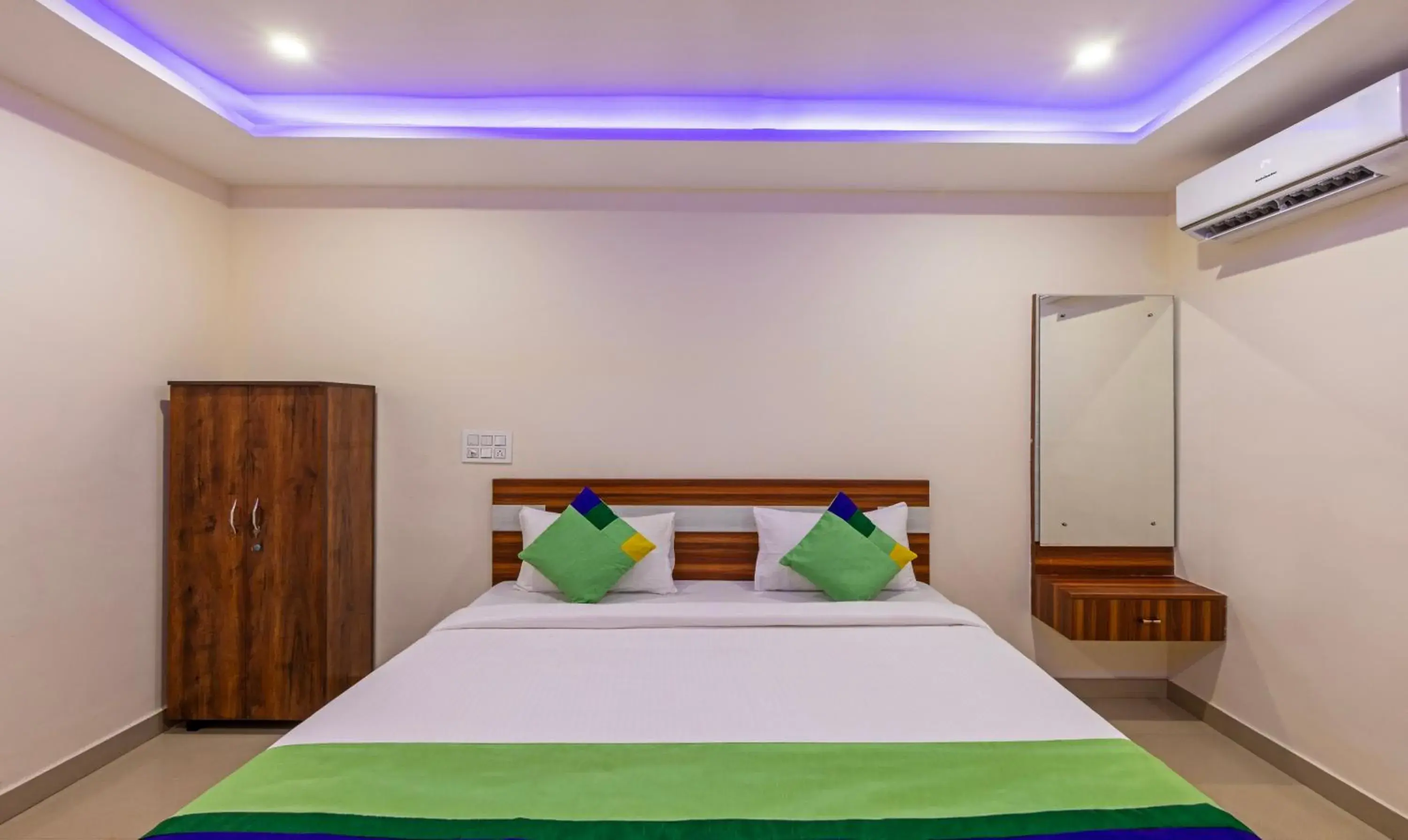 Bedroom, Bed in Treebo Nandi Comforts, Peenya Bedroom, Bed in Treebo Nandi Comforts, Peenya