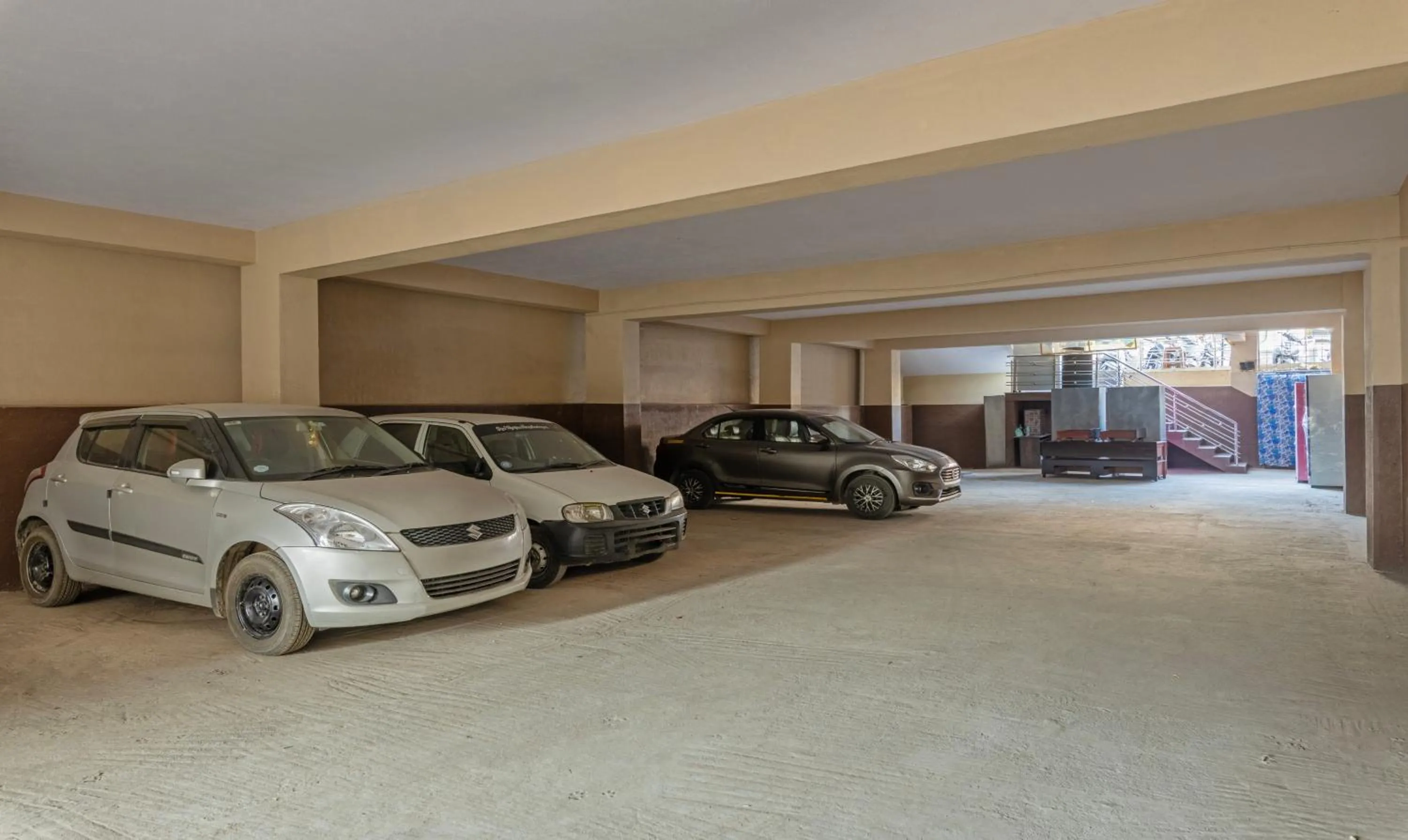 Parking in Treebo Nandi Comforts, Peenya