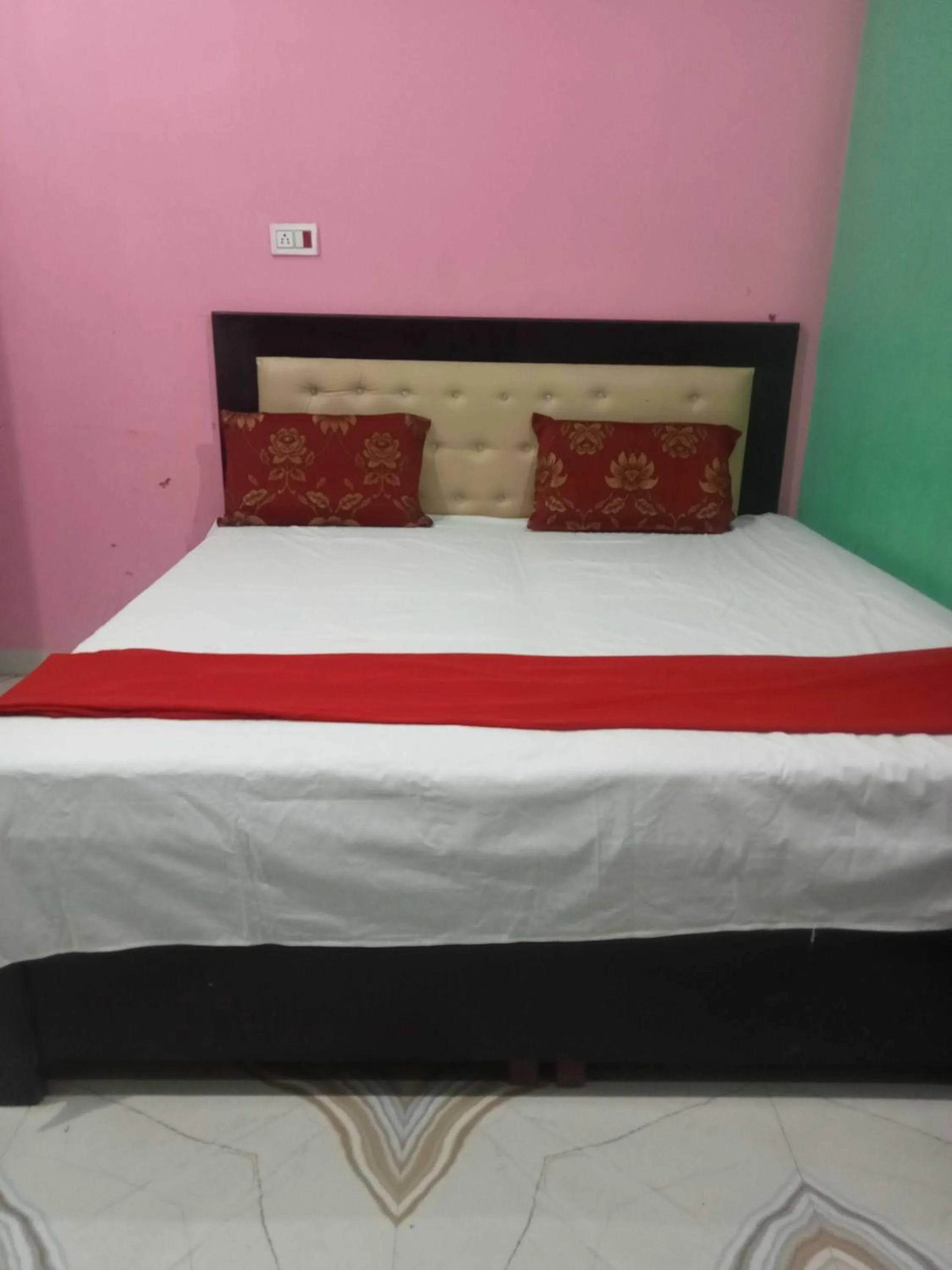 Bedroom in Hotel O Super Galaxy