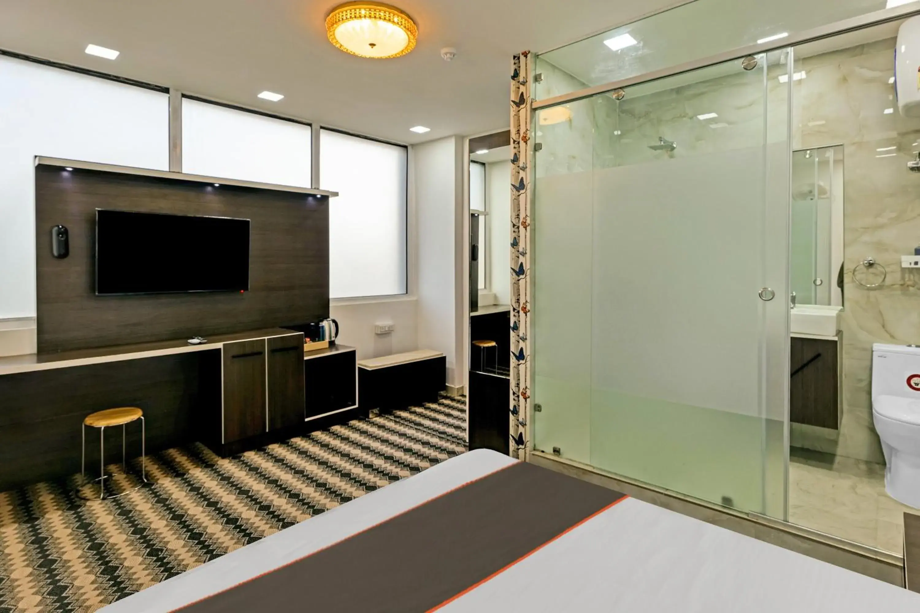 Facade/entrance in Hotel O The Kings Facade/entrance in Hotel O The Kings