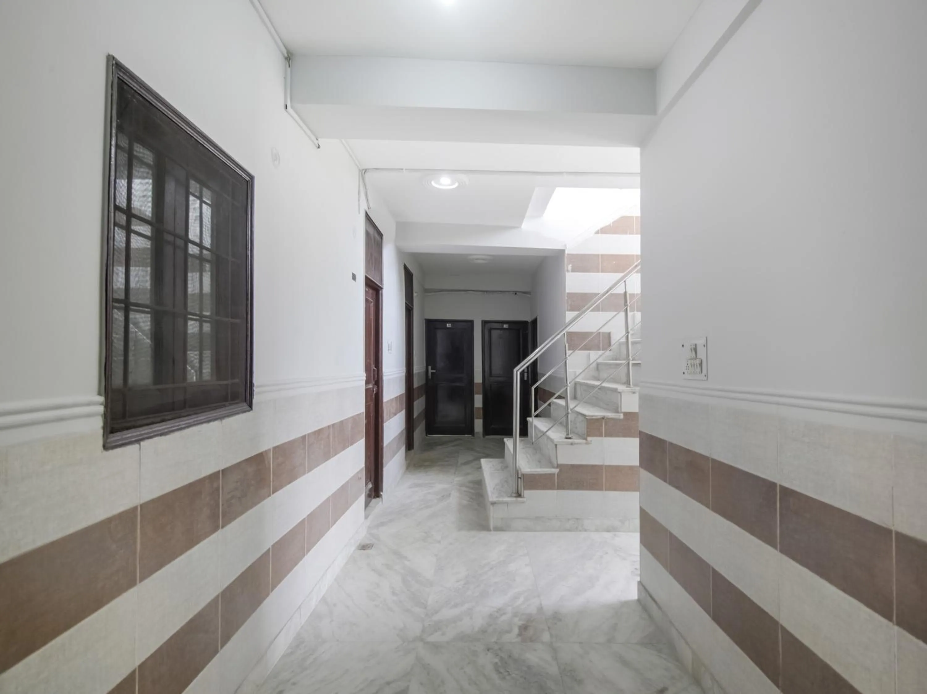 Lobby or reception in Hotel O Red Rose