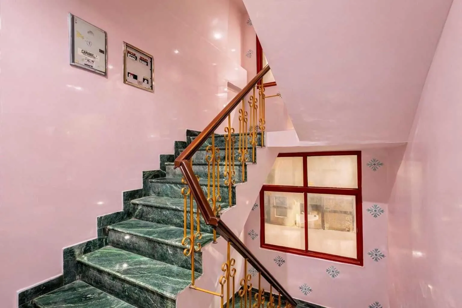 Lobby or reception in Hotel O A SQUARE SAKET RESIDENCY